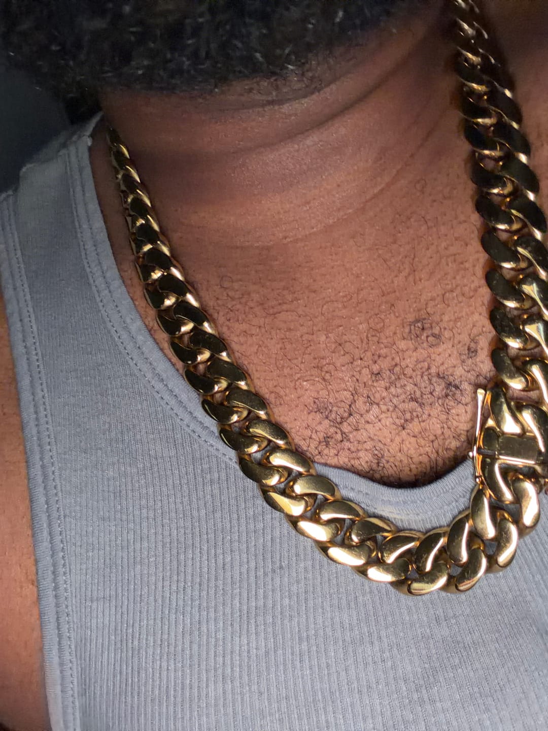 Customer photo review of 10-22mm 18k Gold Miami Cuban Link Chain