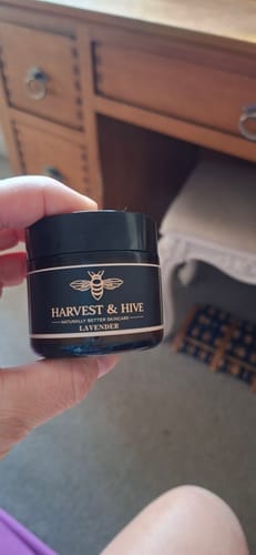 Customer photo review of ***Harvest & Hive™ Organic Tallow Balm - Made in the UK 🇬🇧 BU1