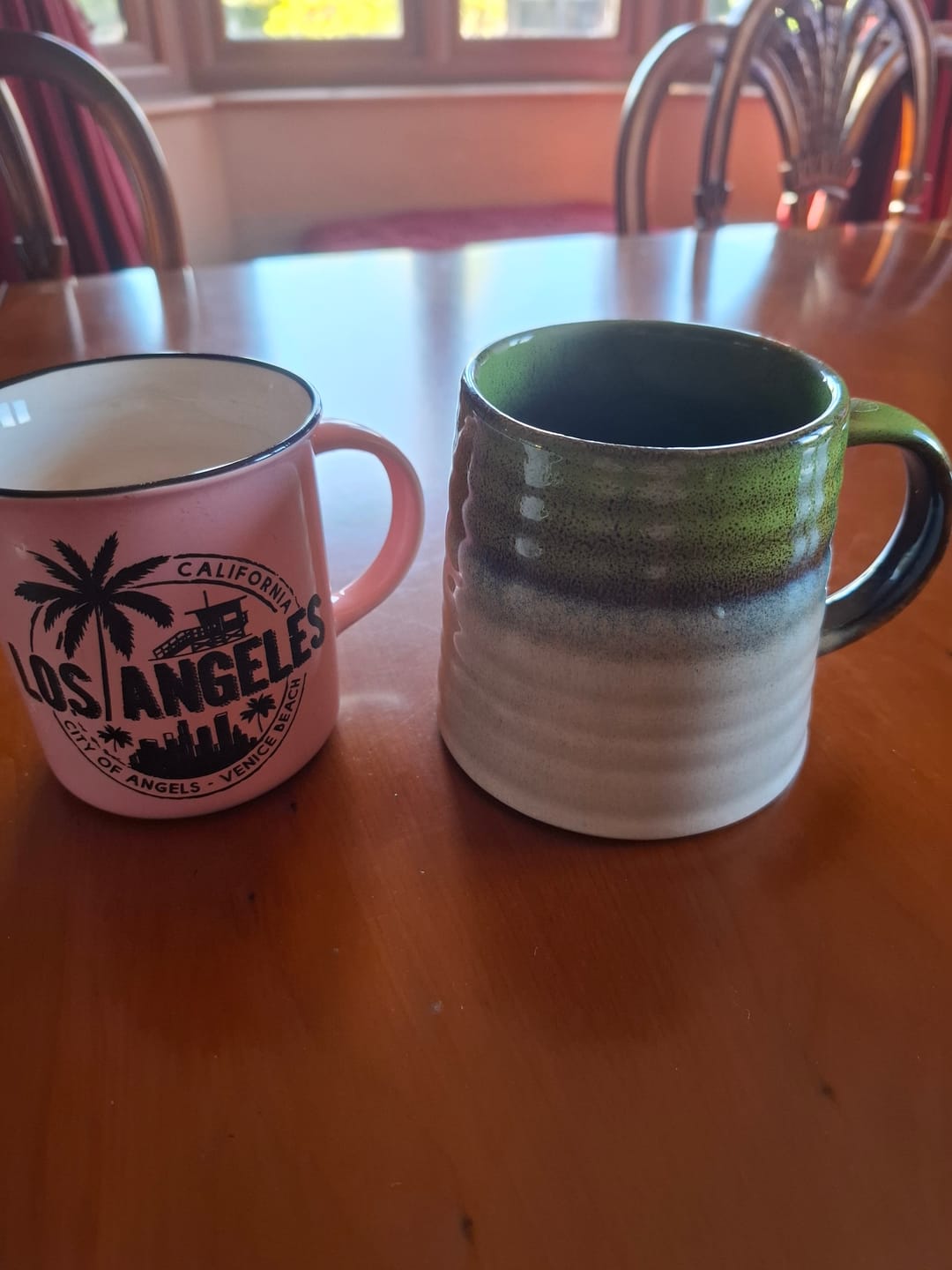 Customer photo review of Belleek Living Aura Mug Set of 4