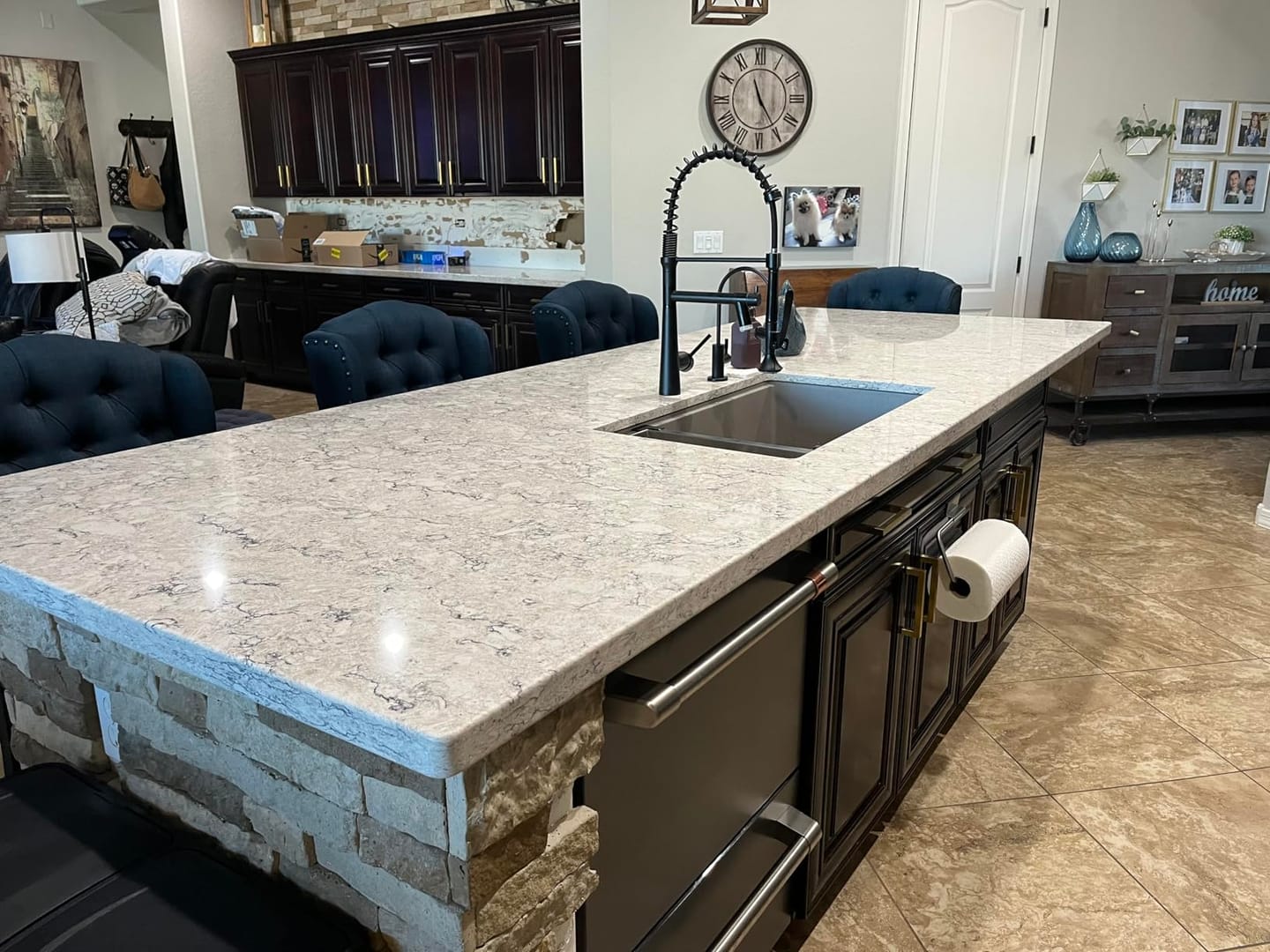 Customer photo review of Skagerrak - Commercial-Style Pull-Down Kitchen Sink Faucet with LED Cone-Shaped Sprayer
