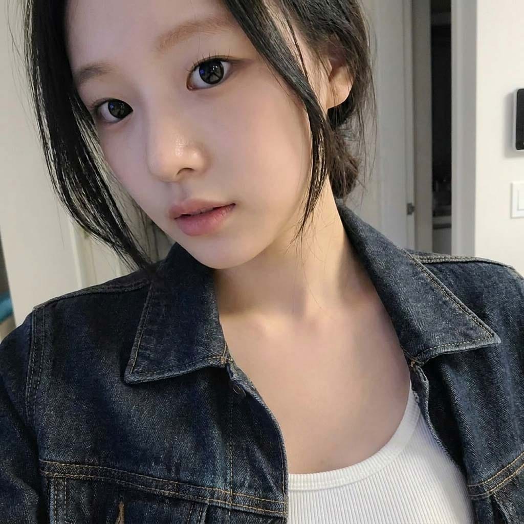 Customer photo review of Tonic Black (Cocktail) Colored Contacts (2Pcs) 6 Months
