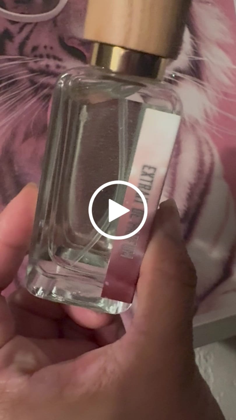 Customer video review of Musky Marshmallow