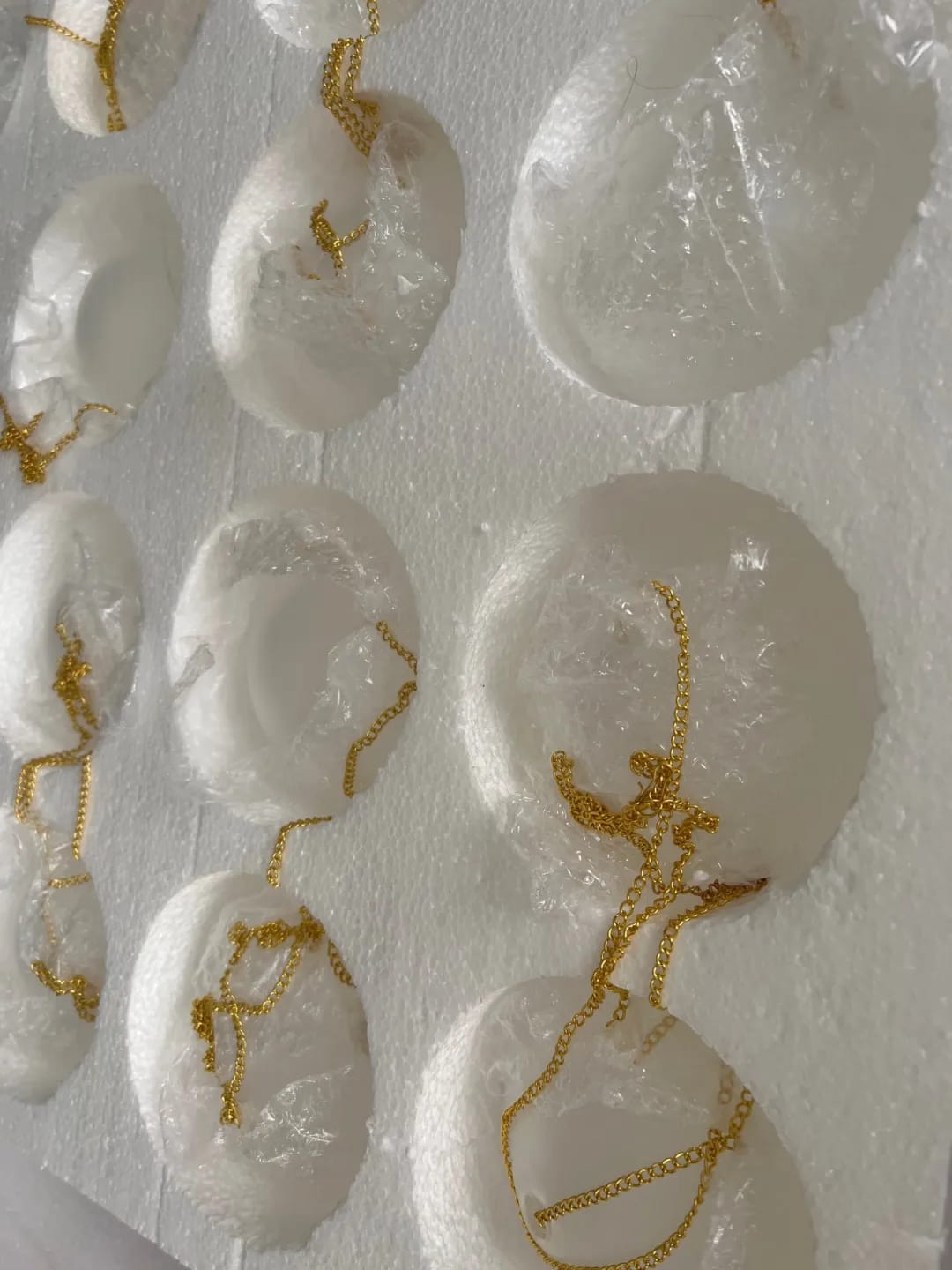 Customer photo review of Frosted Glass Sphere Chandelier, Globe Cluster, 40 or 80 cm