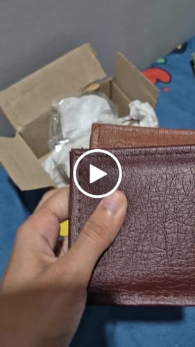 Customer video review of Spiderman wallet - ZIORO™
