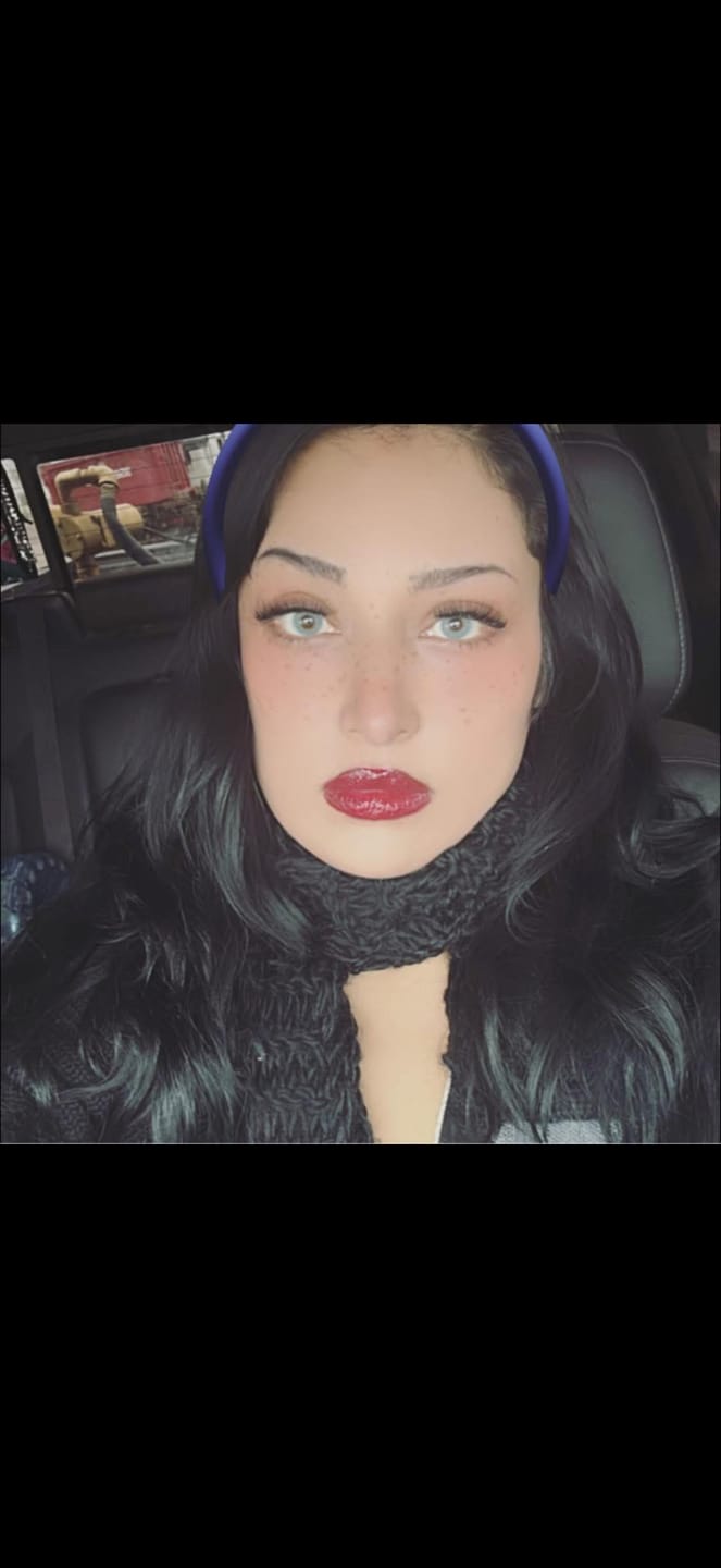 Customer photo review of Amazonia Antarctic Blue Prescription Coloured Contact Lenses