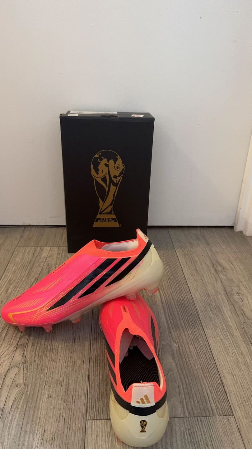 Customer photo review of Adidas F50 Hyperfast Elite Laceless FG Road to Glory - Solar Turbo/Noir/Doré