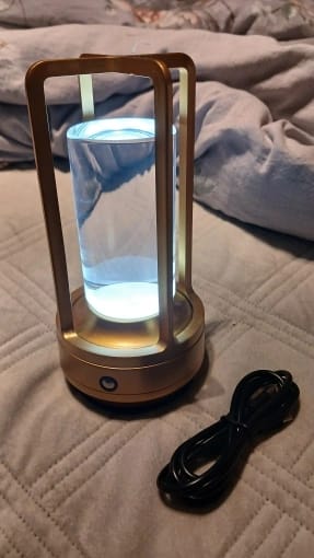 Customer photo review of Rechargeable Table Lamp, Open Aluminium Frame, Light Tube, 18 cm