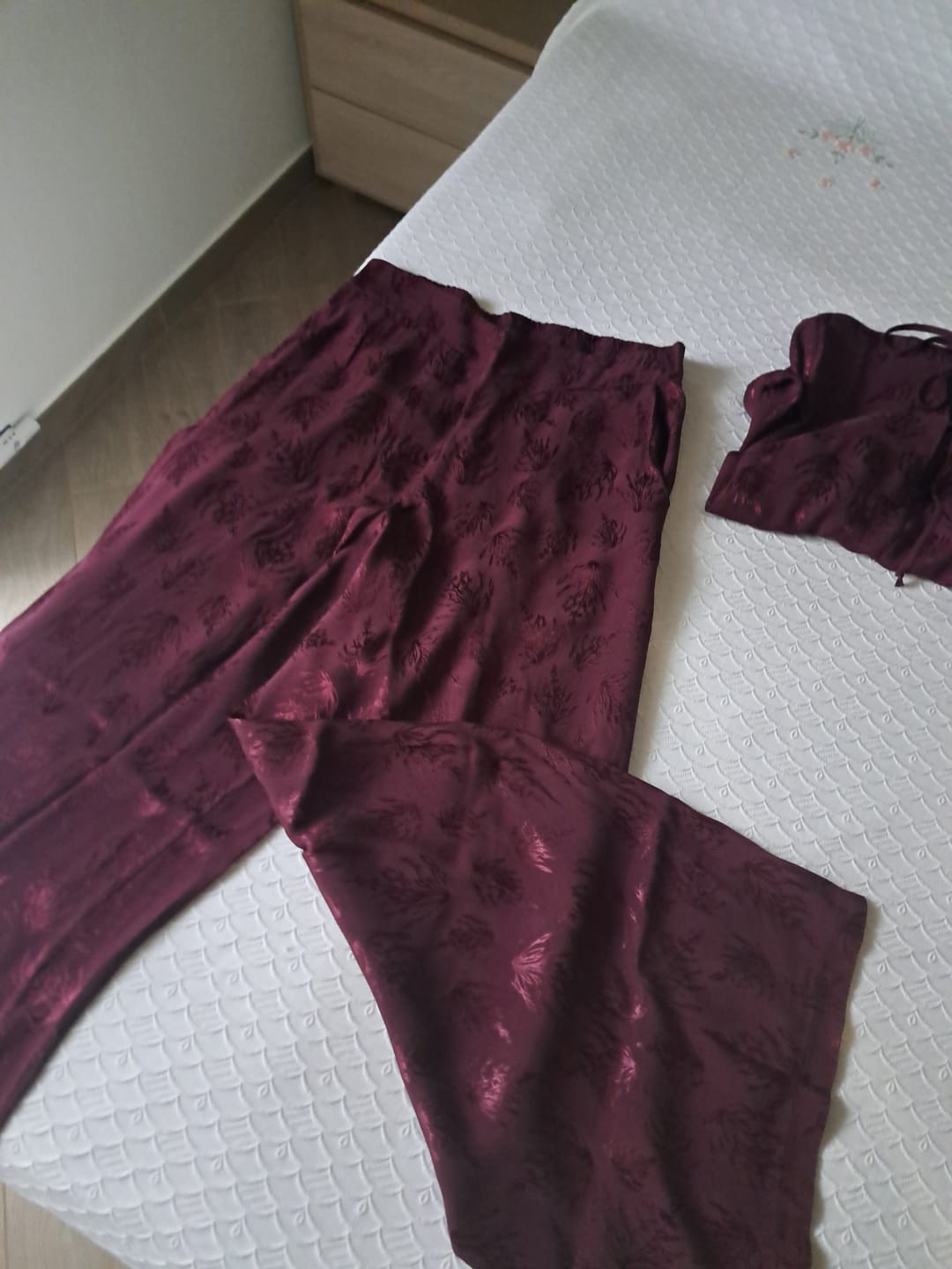 Customer photo review of PANTALONE APOLLO BURGUNDY