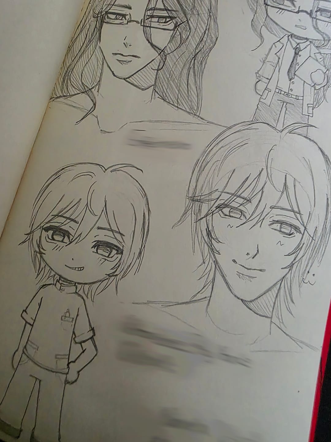 Customer photo review of Sakura Sketch Note Book - Sketchbook Papel Blanco/Crema 80 Hojas, 140 g/m2