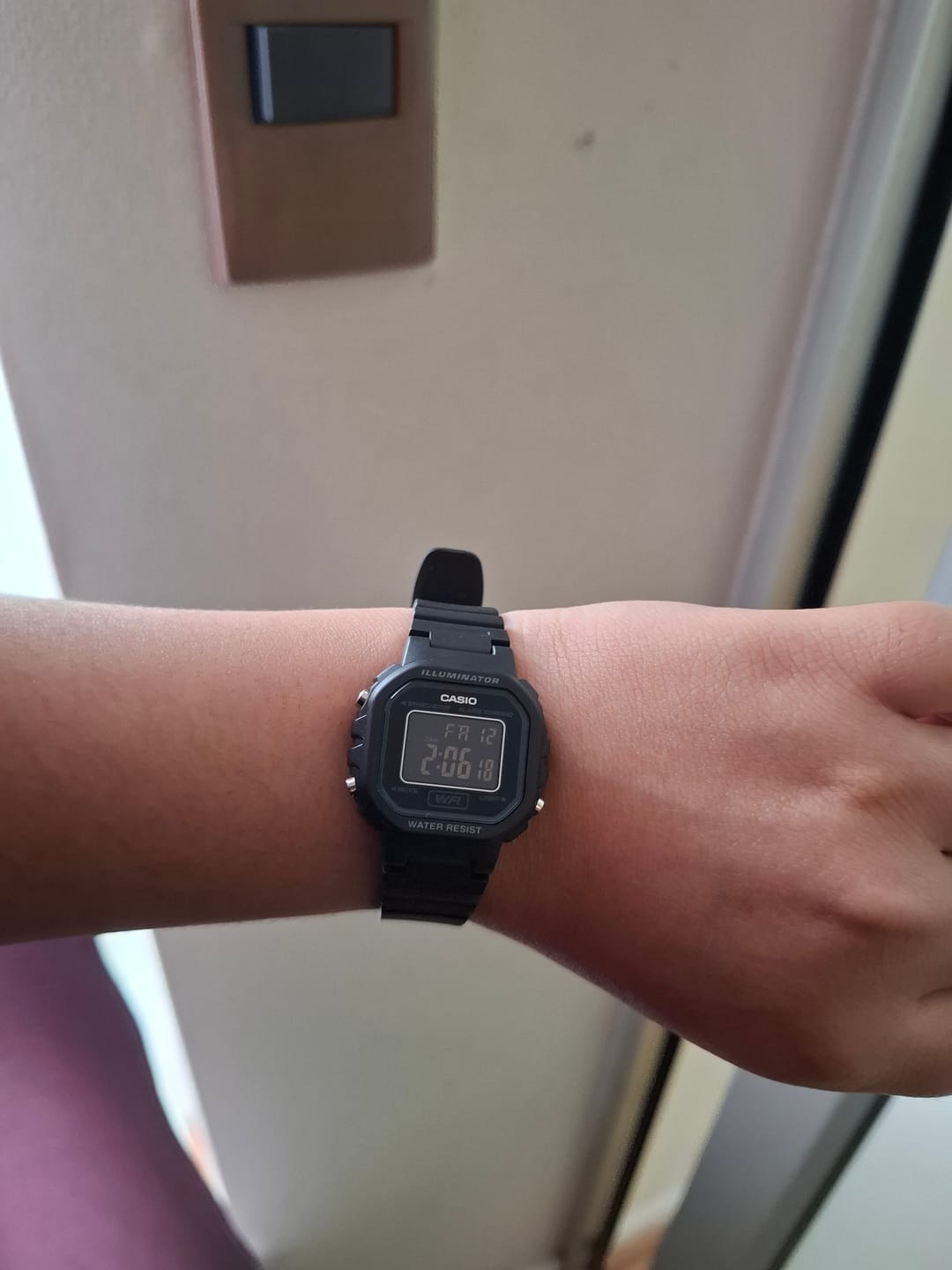 Customer photo review of Reloj Casio Vintage LA-20WH-1B Negro