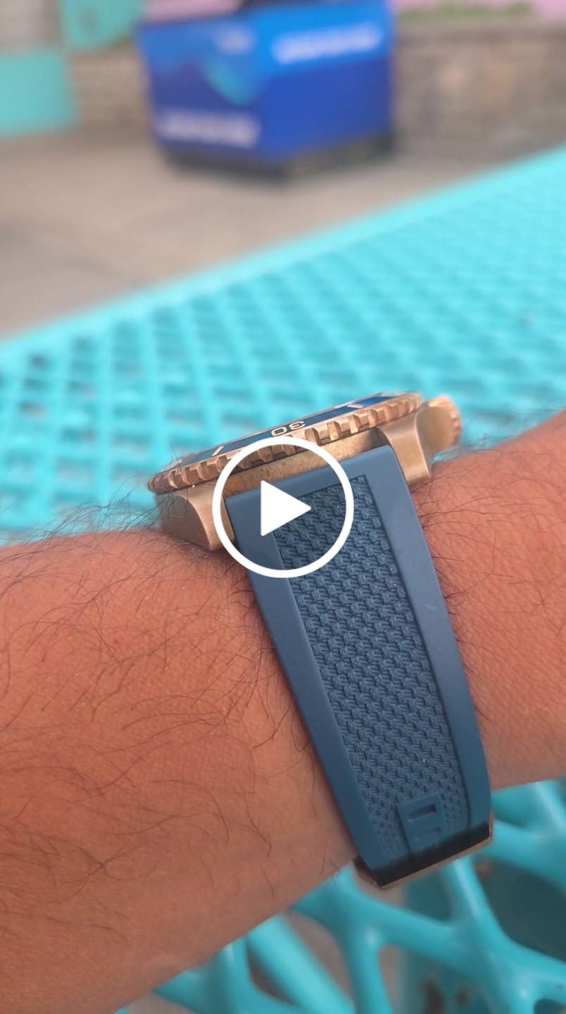 Customer video review of SEATURTLE.OCEAN(BRONZE) - Automatic Bronze Diver Watch | Sea Blue/FKM Rubber
