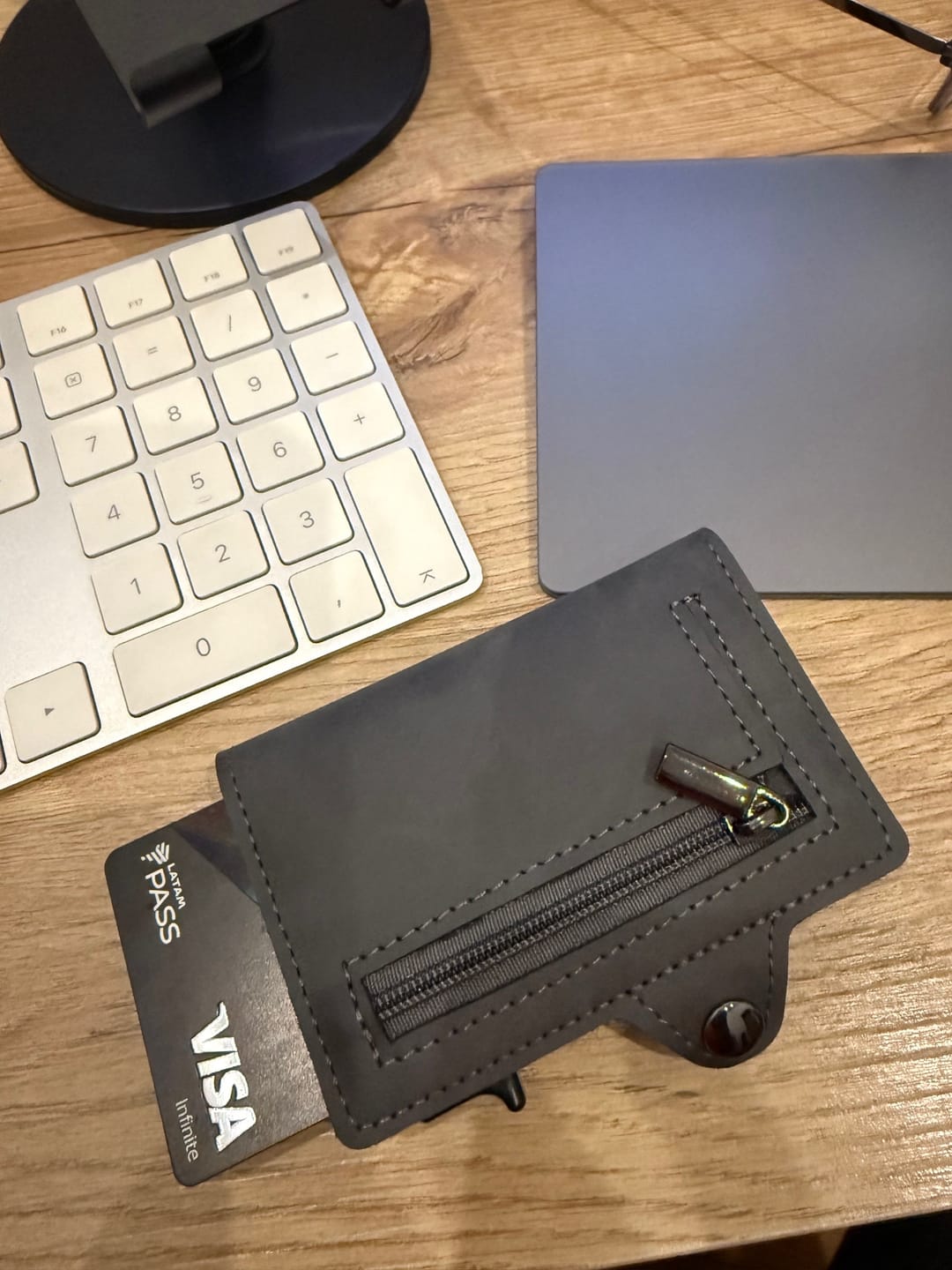 Customer photo review of E-DARK GRAY