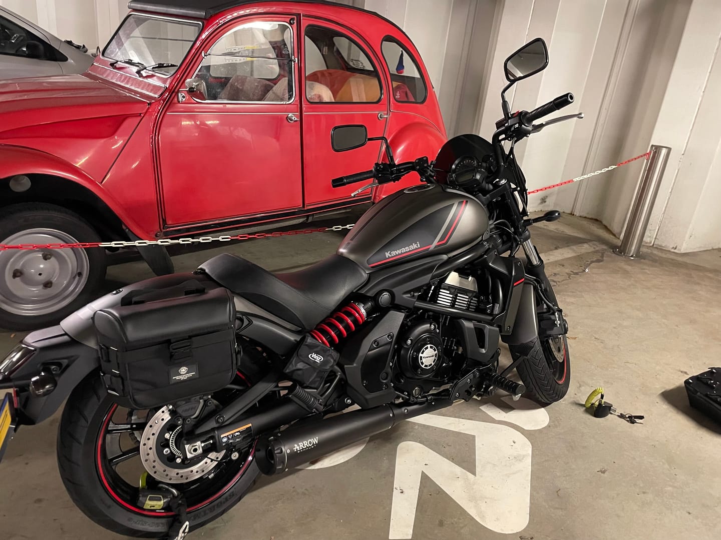 Customer photo review of 20L - Incognito Quick-Mount Small Kawasaki Vulcan S VN650 Saddlebags