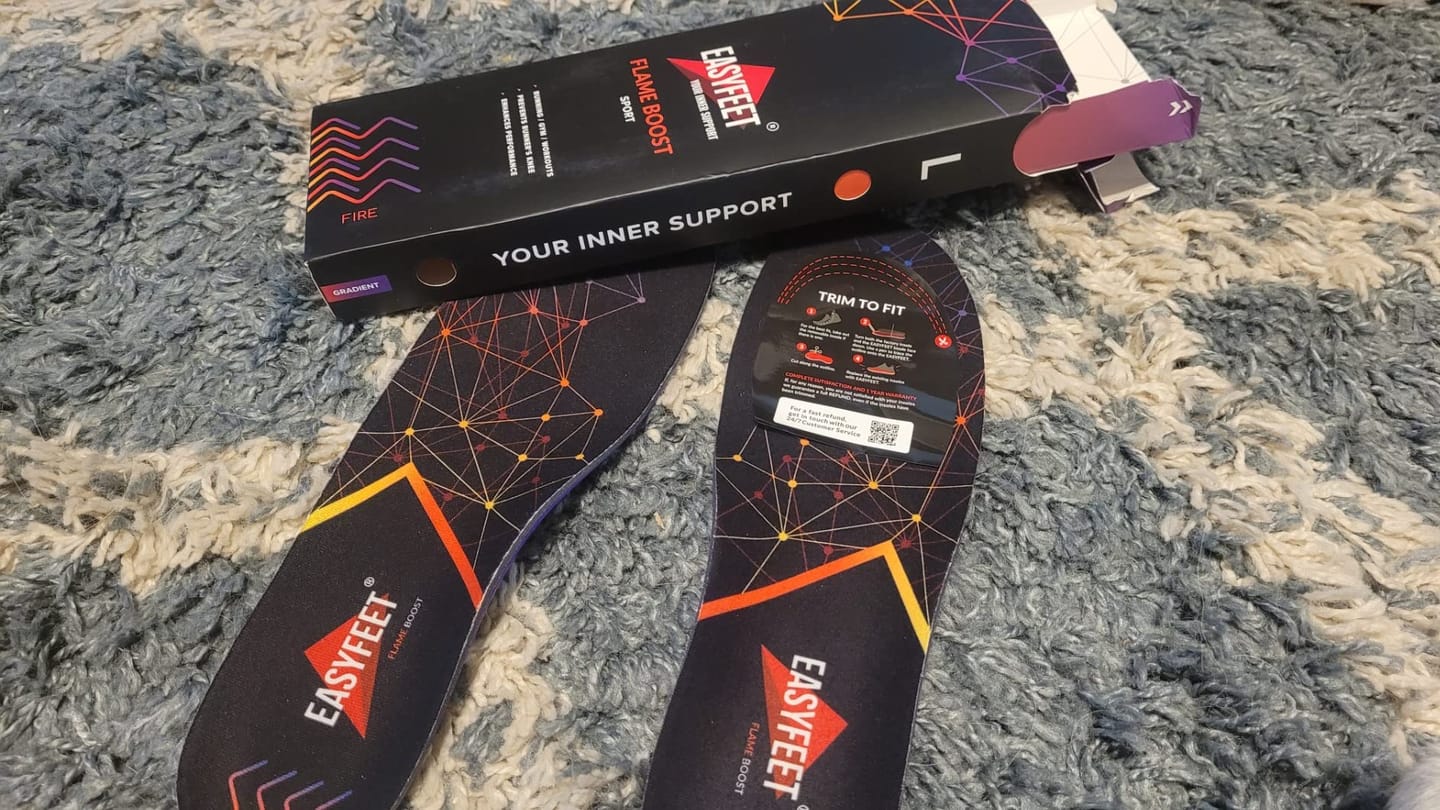 Customer photo review of EASYFEET Flame Boost - Flexible Sport Insoles for Running and Training (Low Arch)
