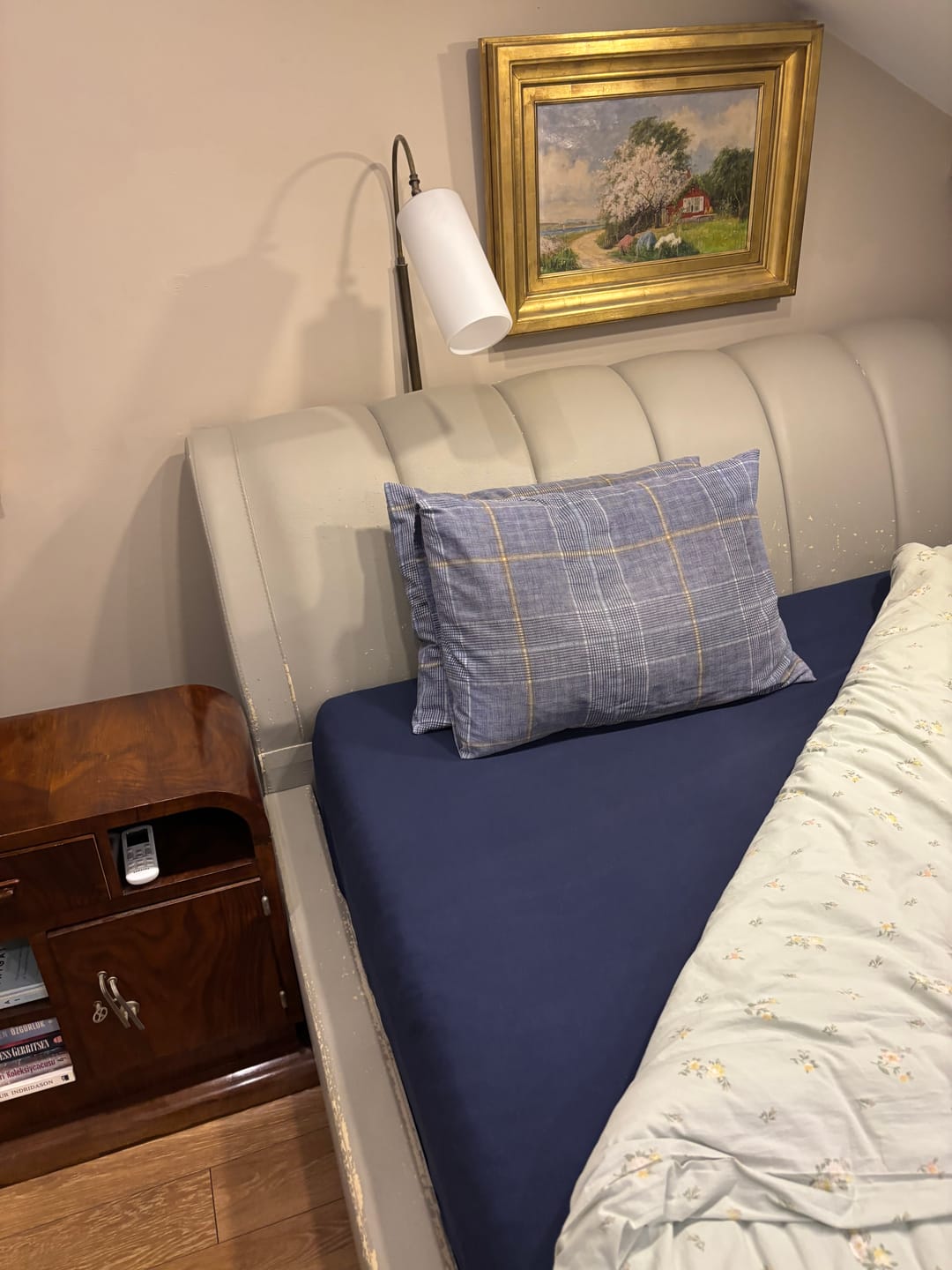 Customer photo review of 2 Adet Doğal Boncuk Kuzu Yünü Yastık 50x70 cm 2x1000 GR Merinos Kuzu Yünü