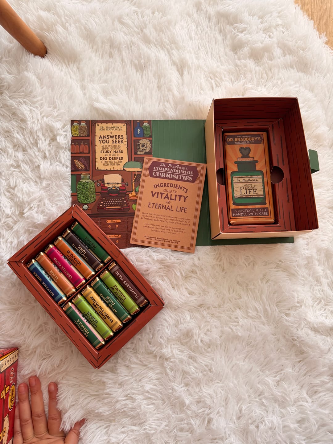 Customer photo review of 13 Days of Halloween 'Dr Bradbury's Compendium of Curiosities'