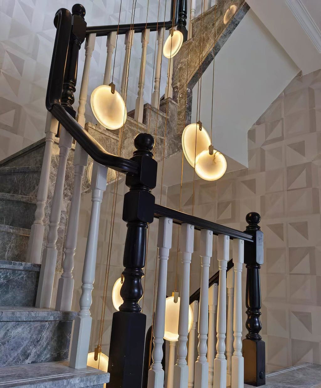Customer photo review of Geometric Alabaster Pendant Light, Gold Steel Tubing, 150 cm Drop