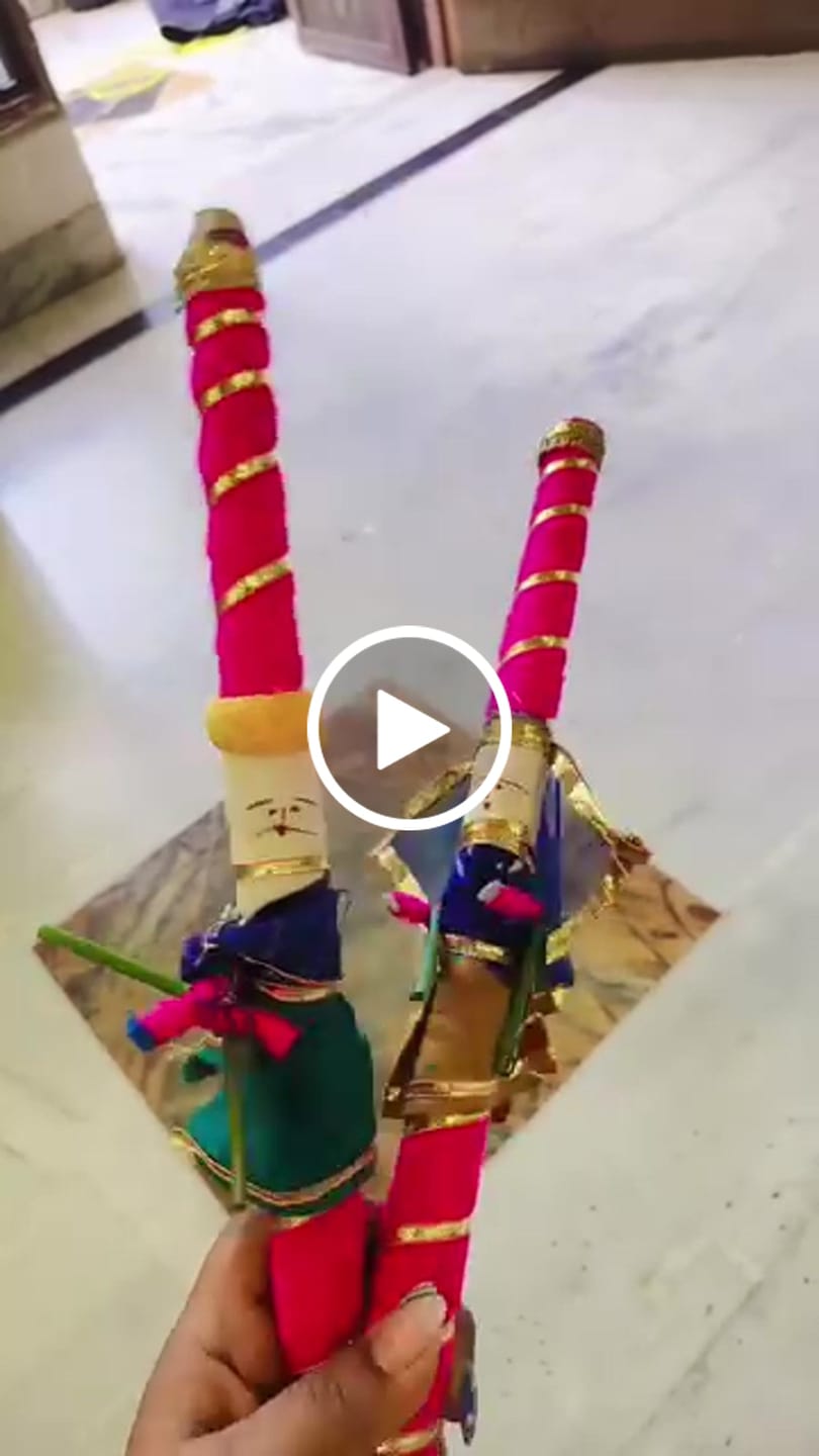 Customer video review of Wooden handmade Raja Rani Dandiya Sticks for Dance - Navratri Festival , Wedding Favors & Return Gifting 🎁