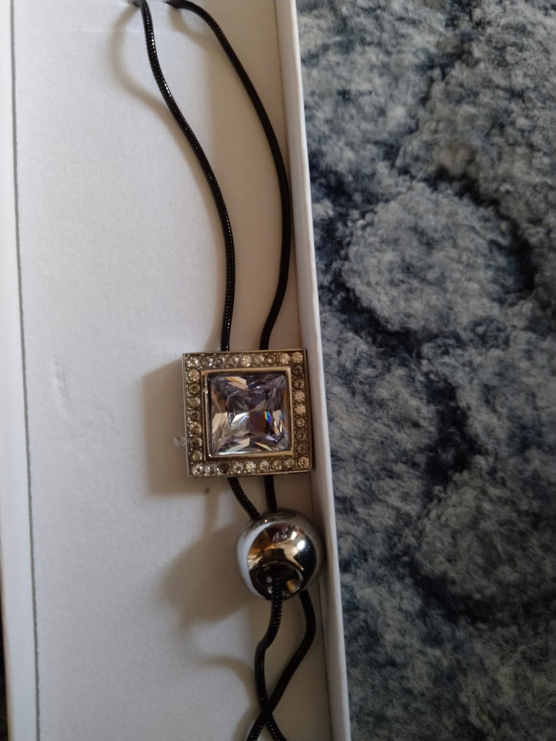 Customer photo review of Mondstein Halskette - Naturkristall