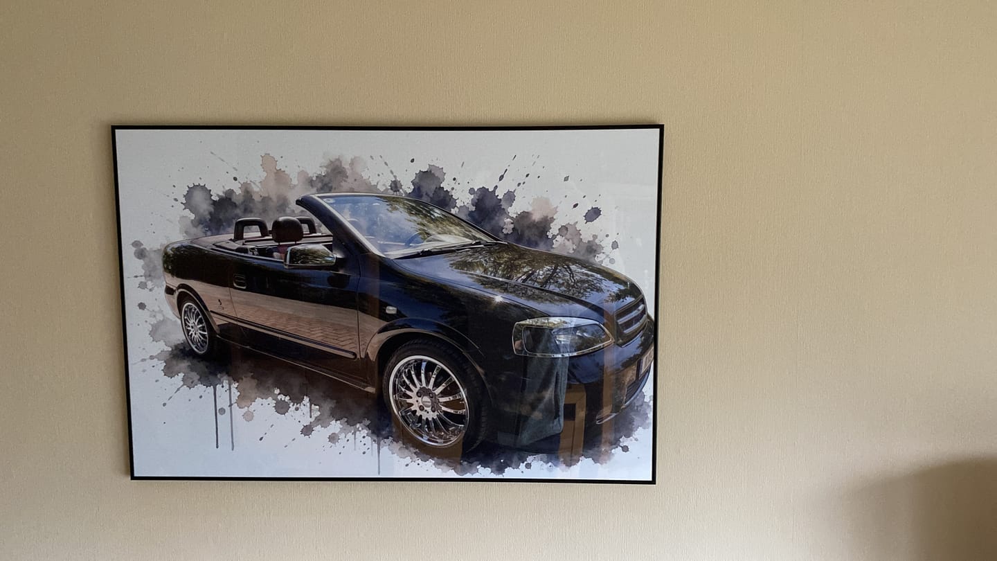 Customer photo review of Dein Fahrzeug als Kunstwerk – mit Live-Vorschau, als Poster oder Leinwand