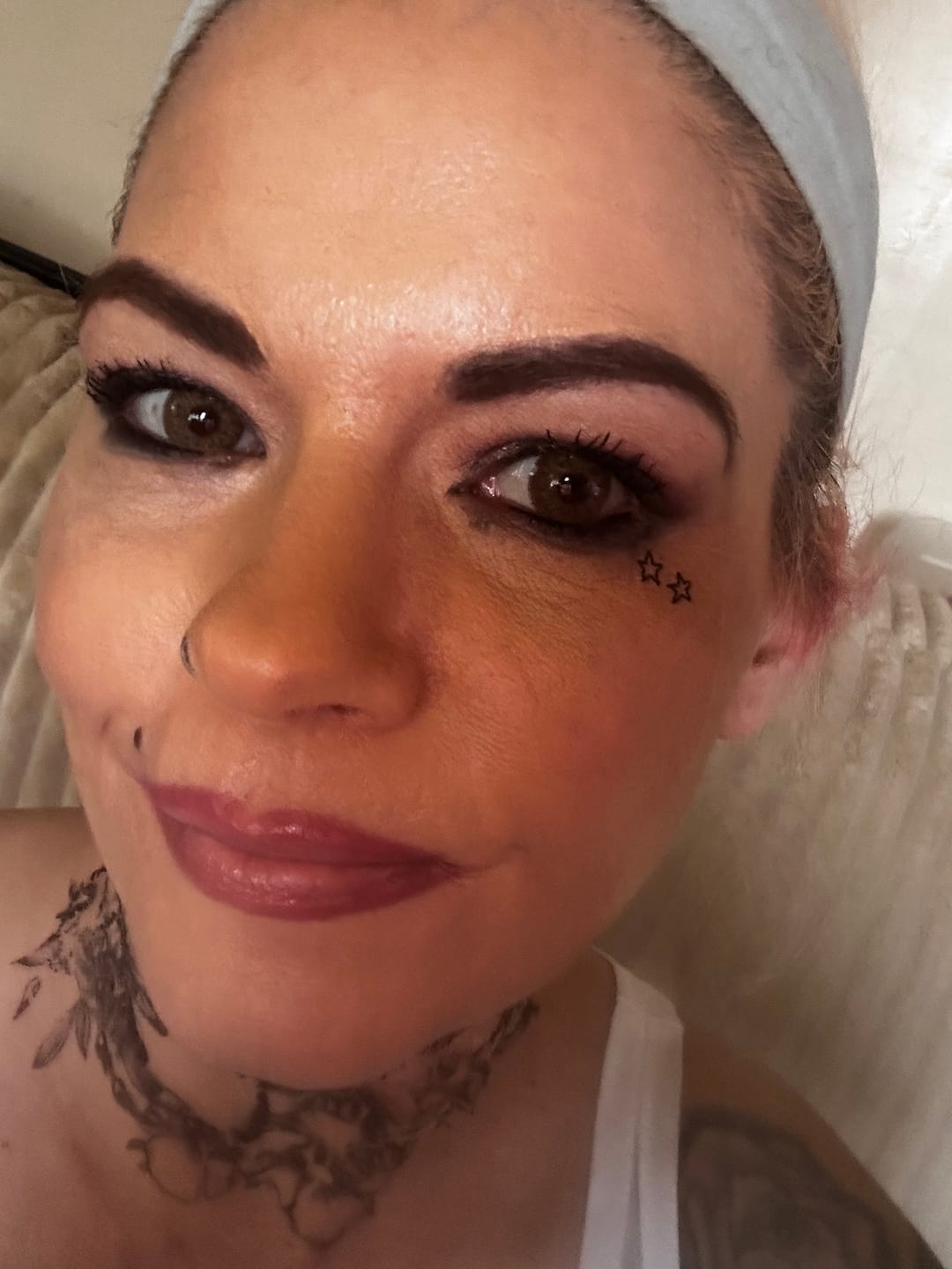 Customer photo review of Hesper Brown Prescription Coloured Contact Lenses