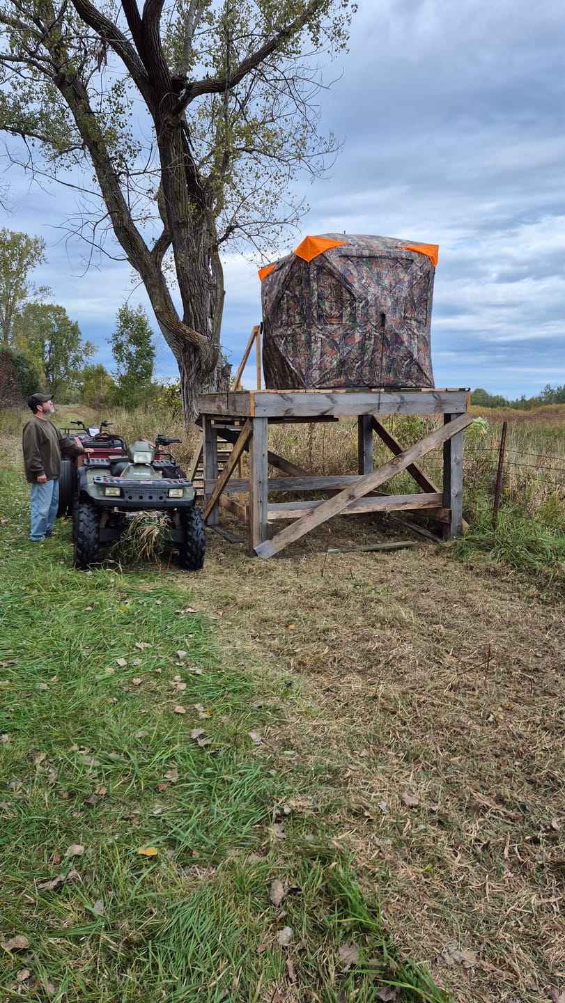 Customer photo review of Vis360 See Through Silent 4 Full Panels Hunting Blind and  Camo Deer Hunting Rangefinder Bundle