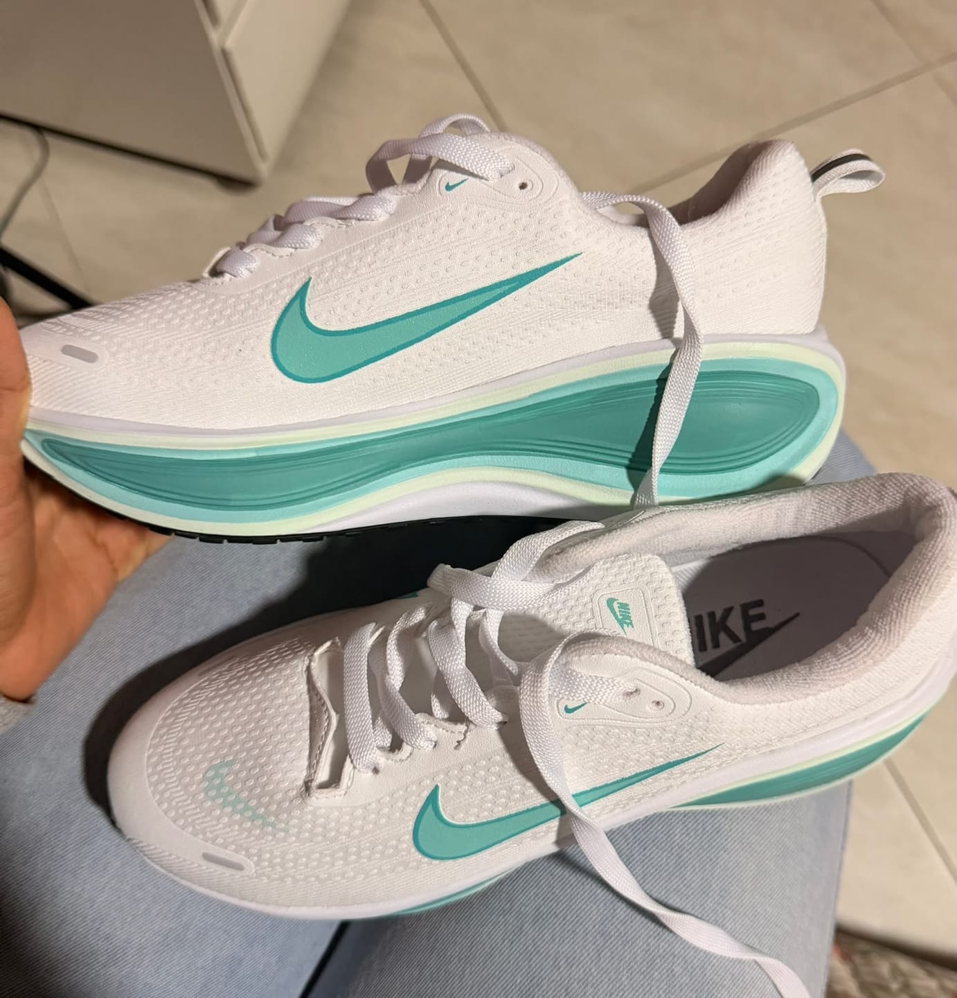 Customer photo review of NIKE VOMERO PLUS - DAMA