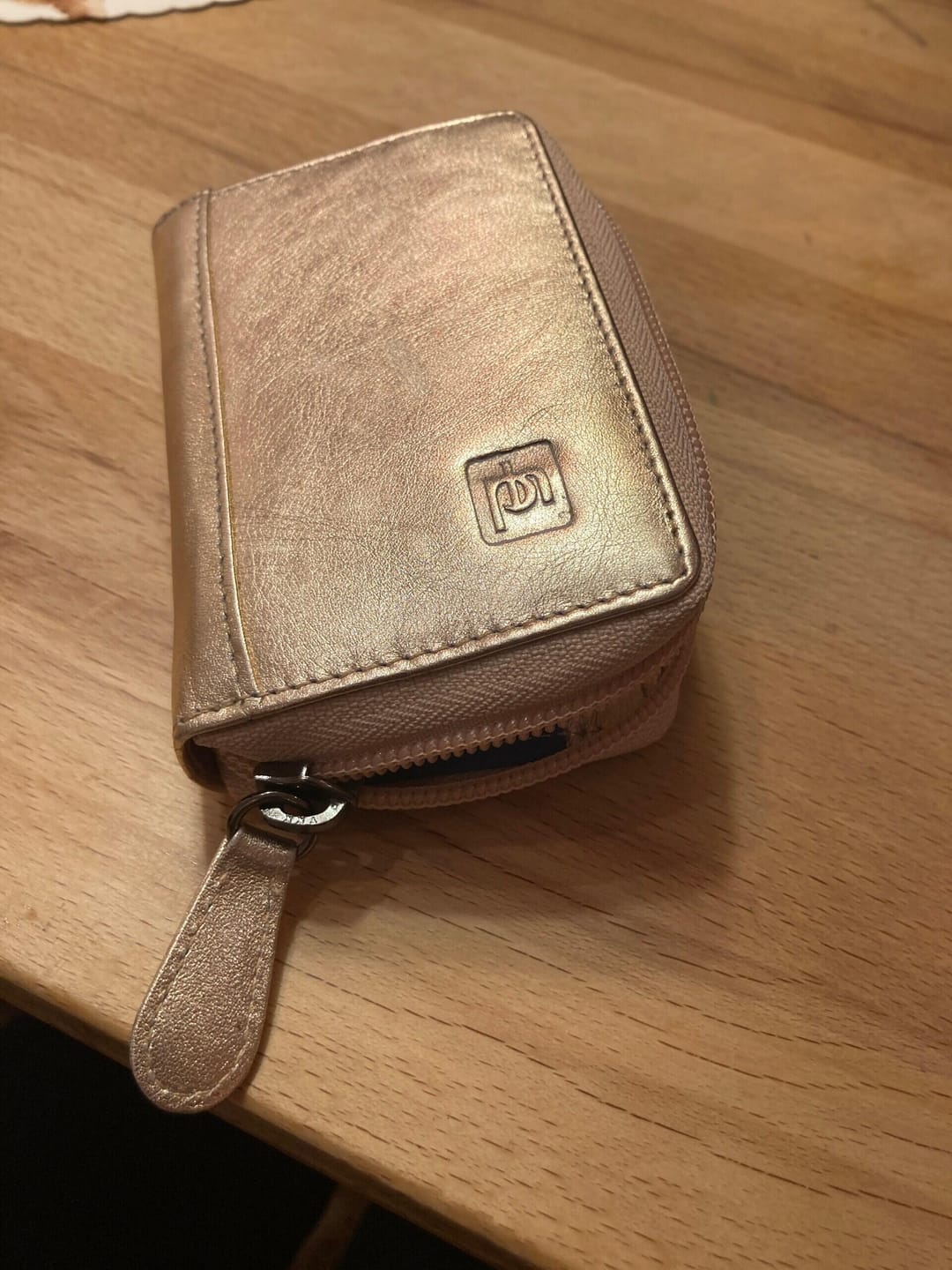 Customer photo review of Premium Leather Concertina Credit Card Wallet