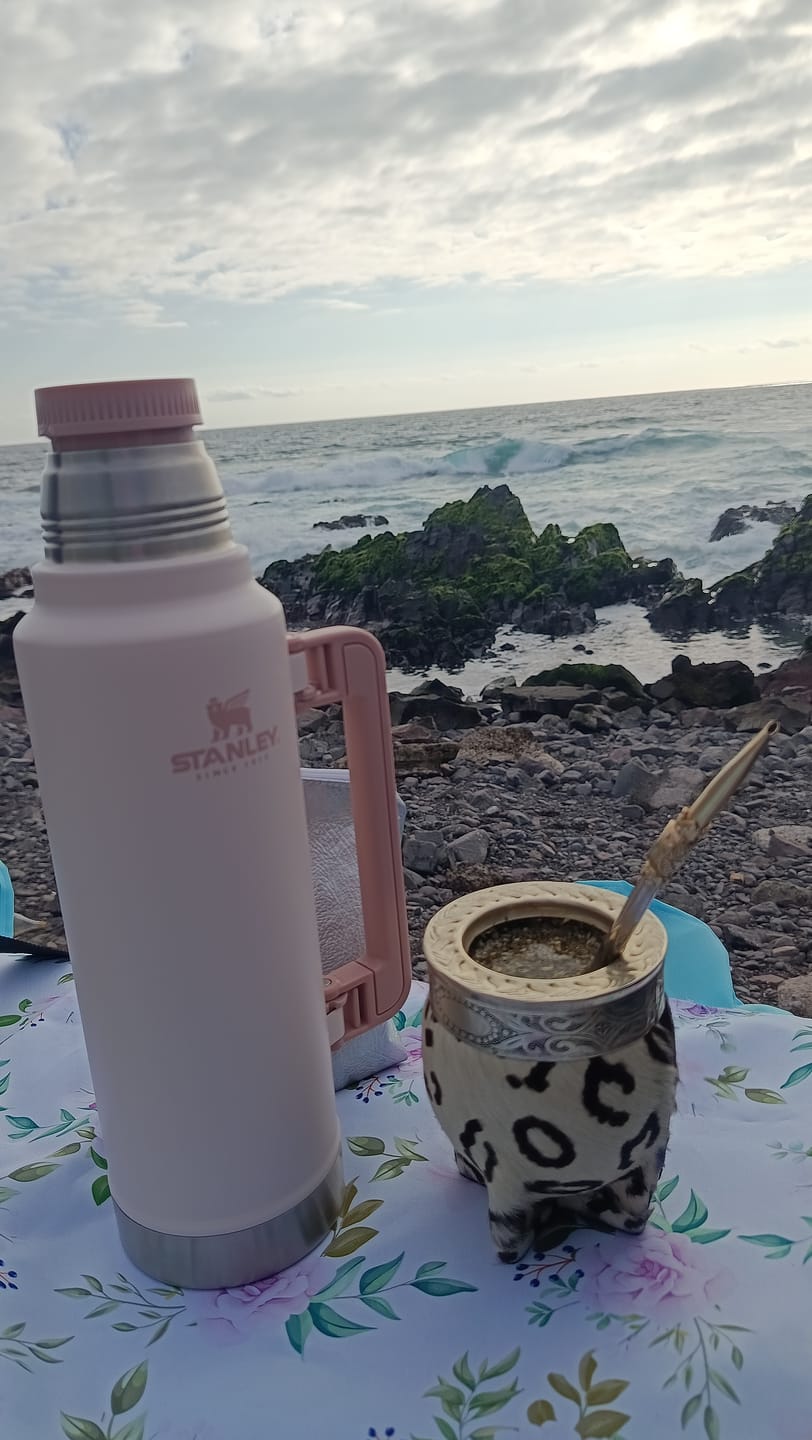 Customer photo review of Termo Classic Rosa Palo | 1.4 lt