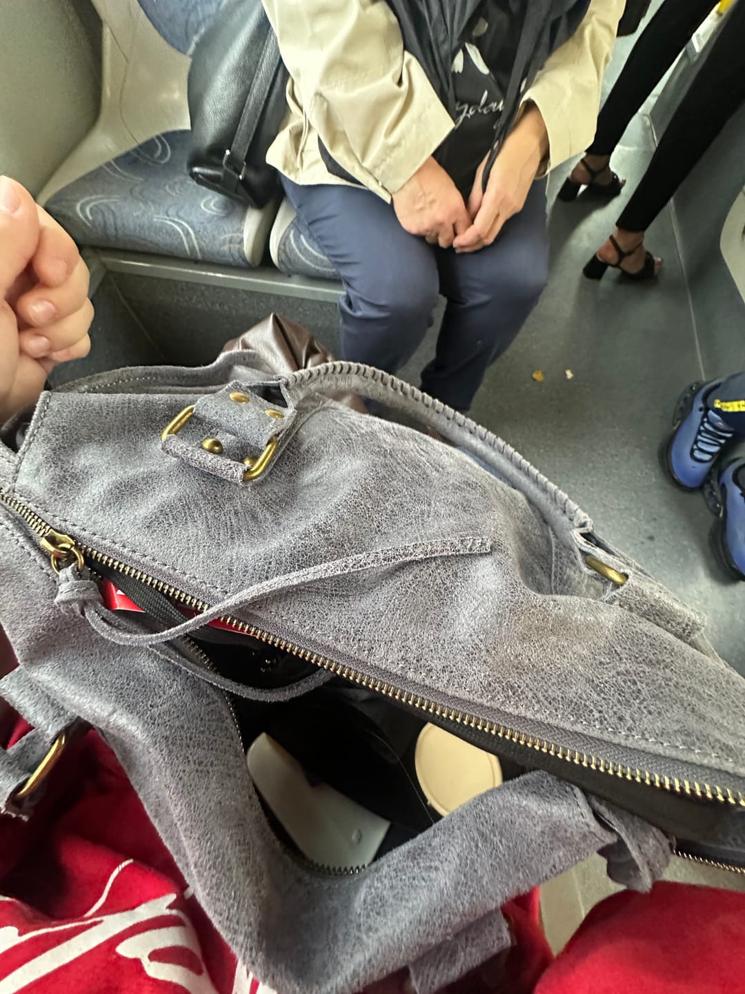 Customer photo review of It girl bag vintage blue