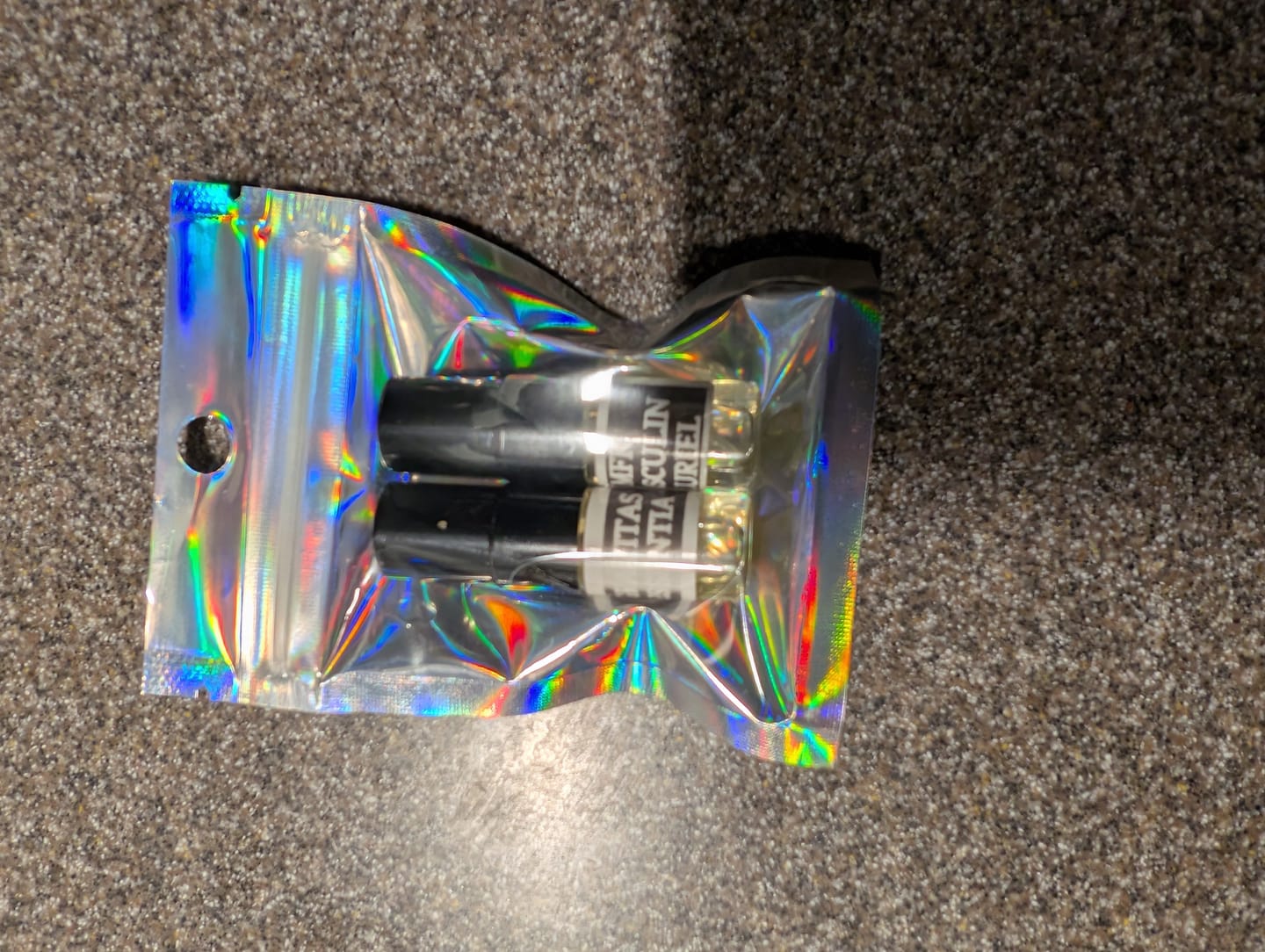 Customer photo review of Gravitas Essentia (Sample)