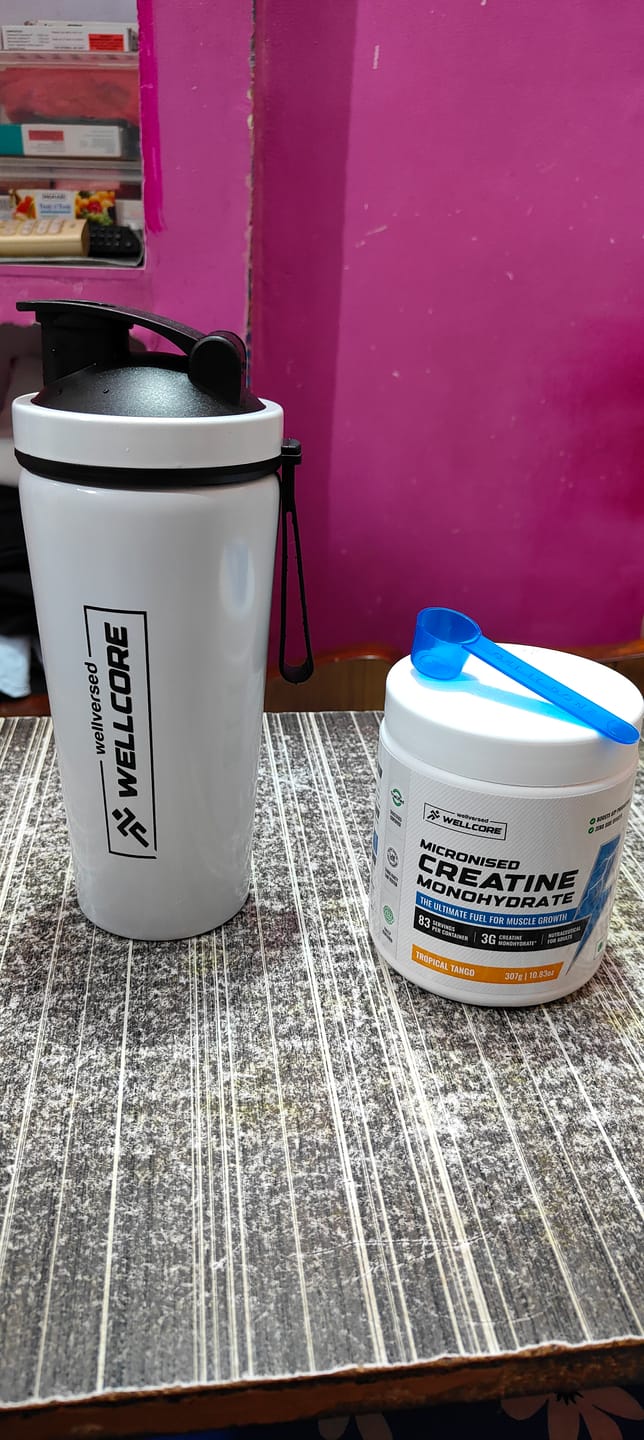 Customer photo review of Wellcore - Micronised Creatine Monohydrate (83 Servings, Tropical Tango) + Premium Steel Shaker