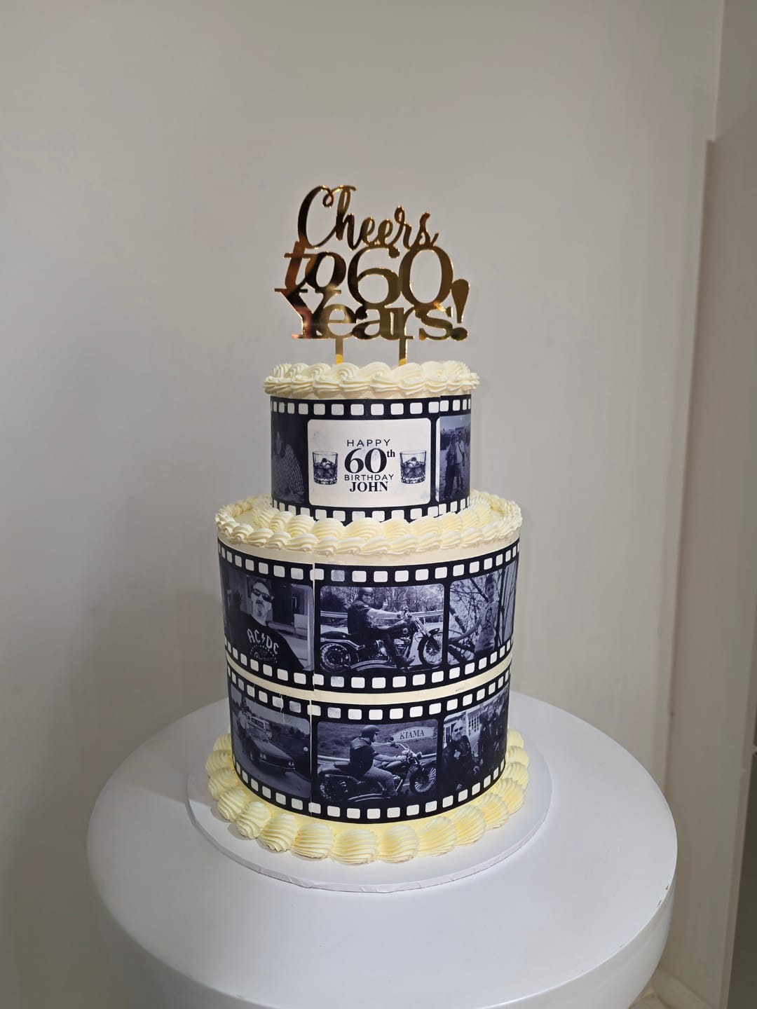 Customer photo review of Film Reel - Custom Edible Icing Image