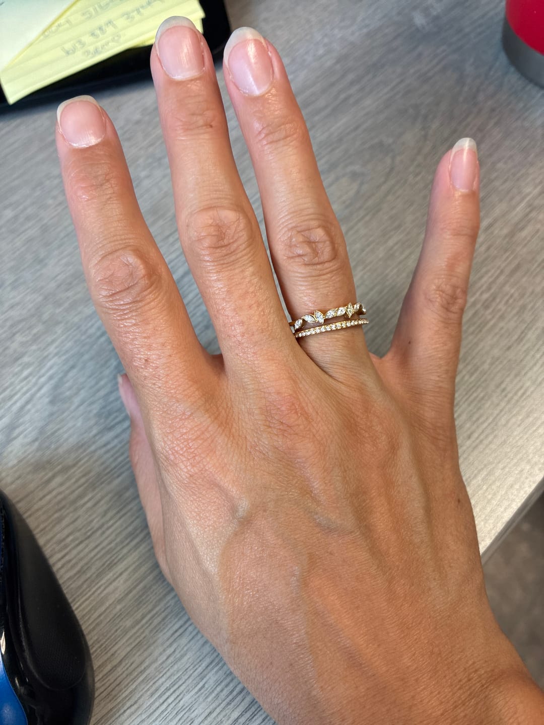 Customer photo review of 18K Gold Mia Crystal Ring