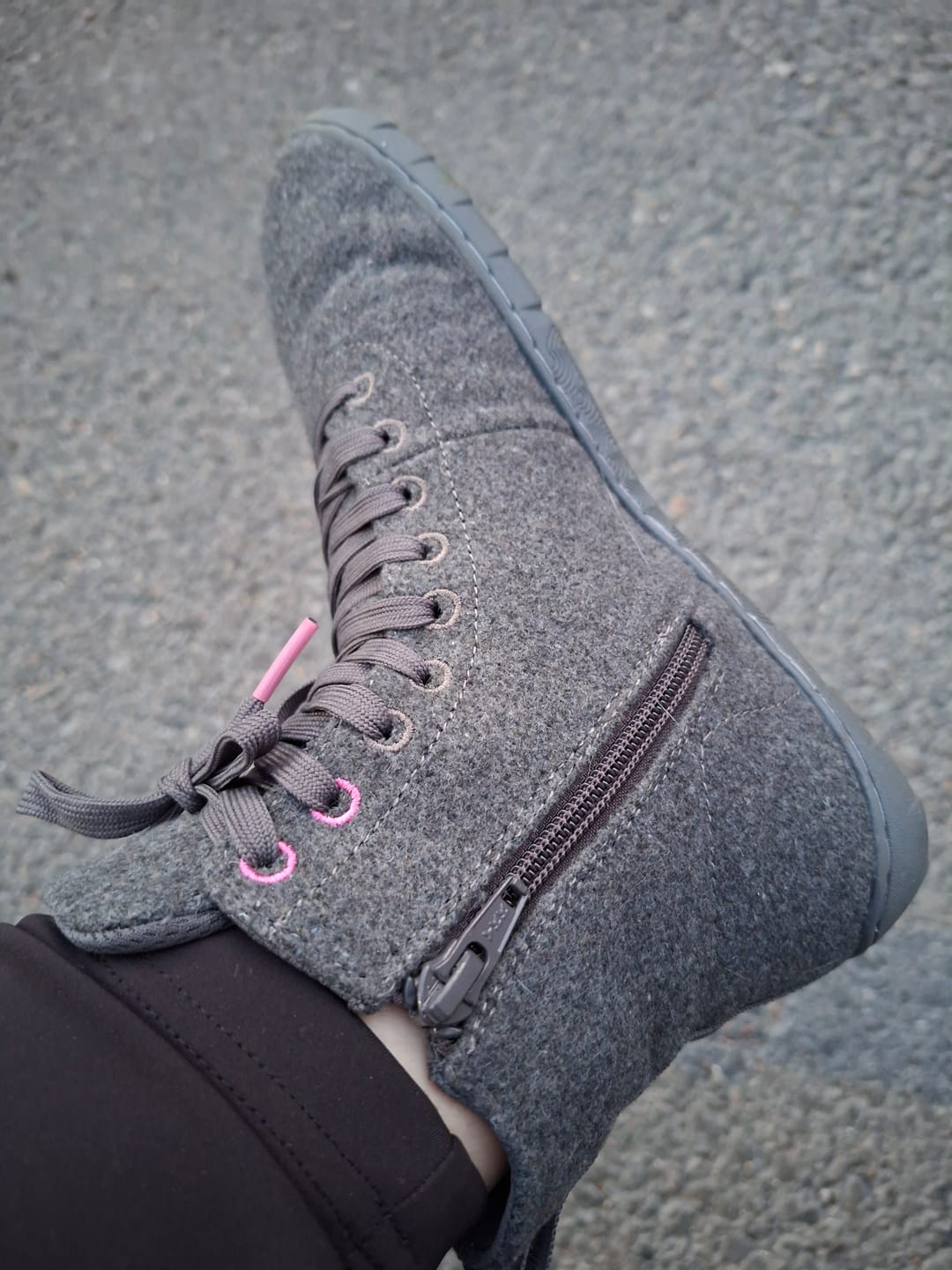 Customer photo review of Vaistoa Tunto 2 -paljasjalkatennarit