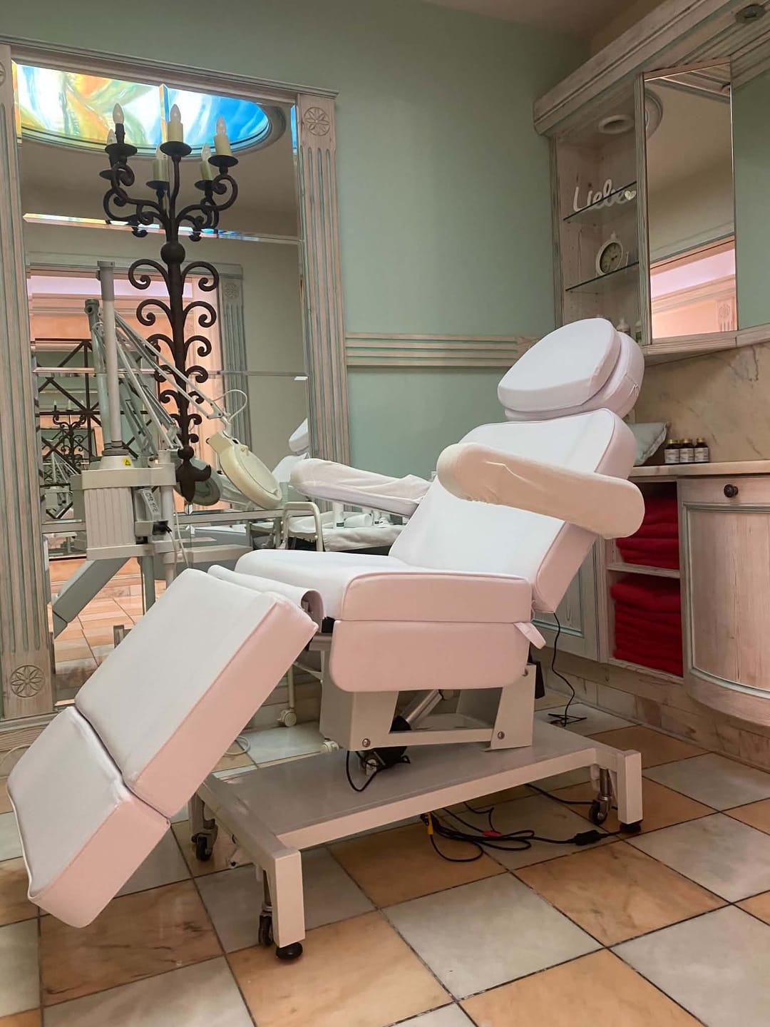 Customer photo review of Massageliege Elektrisch Optima | 2-Segmente | Handfernbedienung