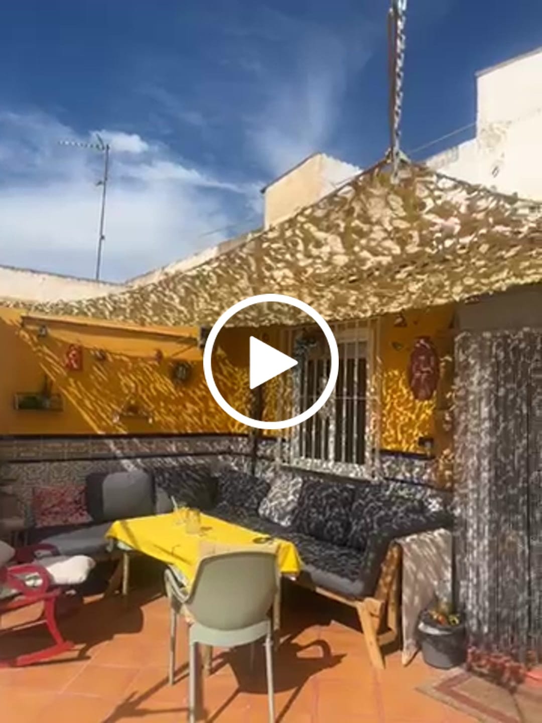 Customer video review of Red de camuflaje reforzada beige