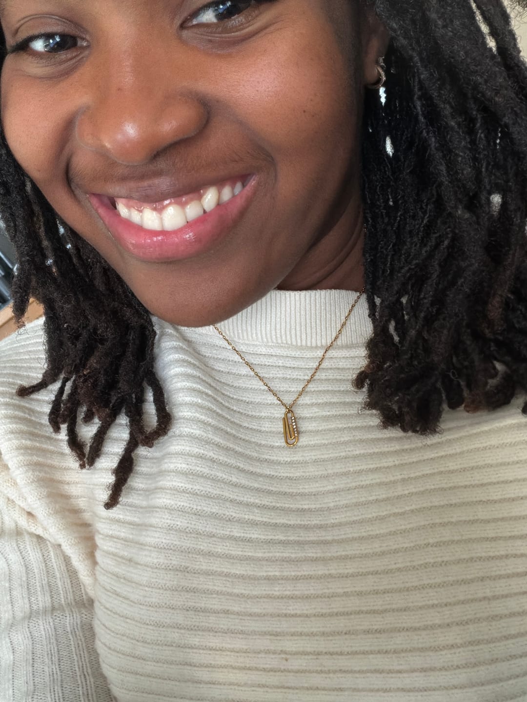 Customer photo review of Gold Crystal Paperclip Pendant Necklace