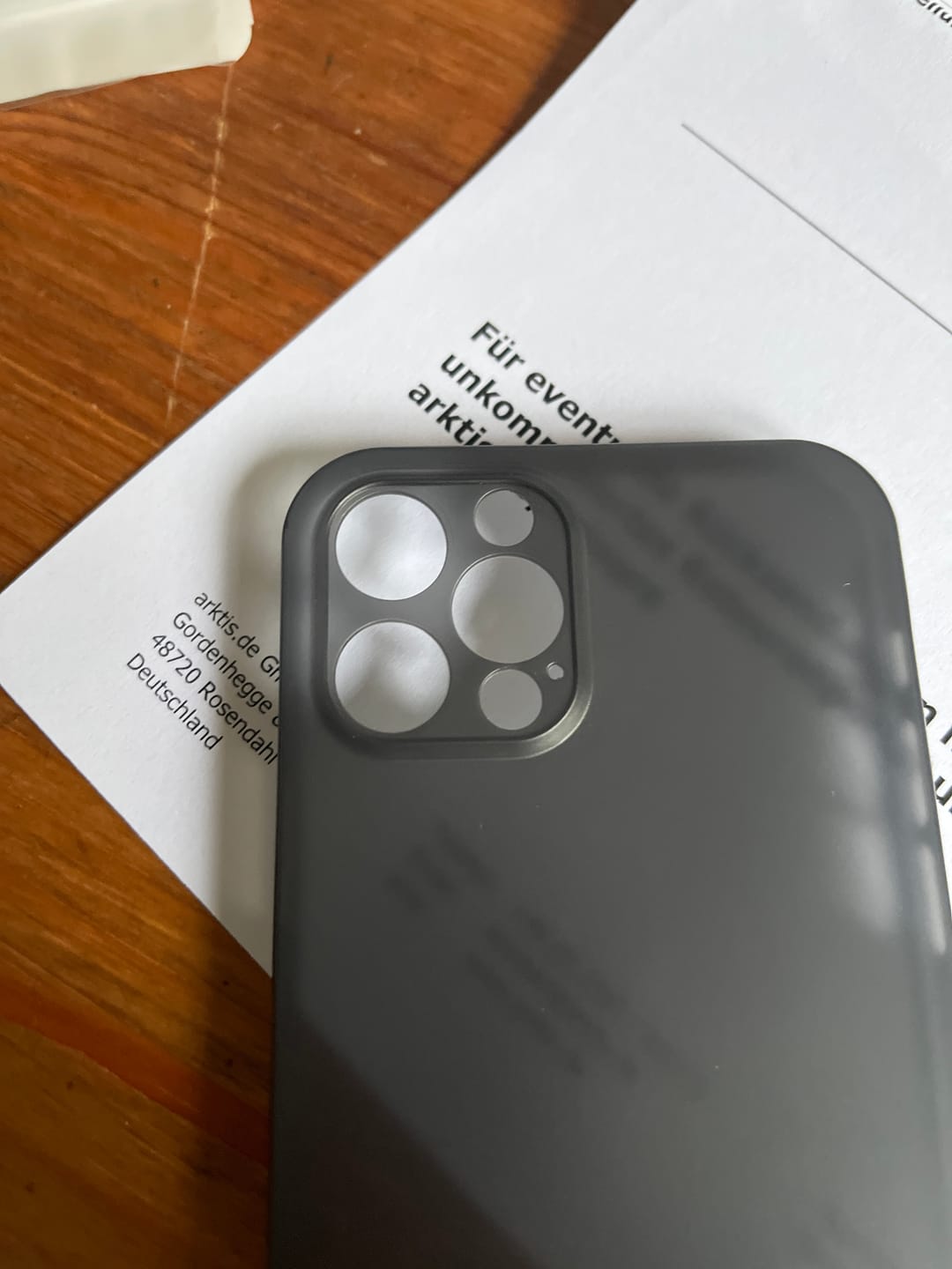 Customer photo review of arktis iPhone 13 Hülle ULTRADÜNN