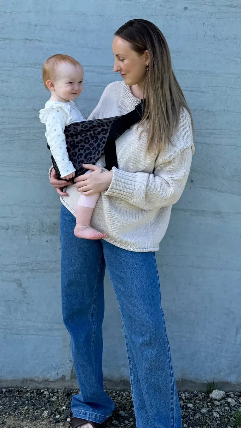 Customer photo review of POUCH™ TODDLER CARRIER