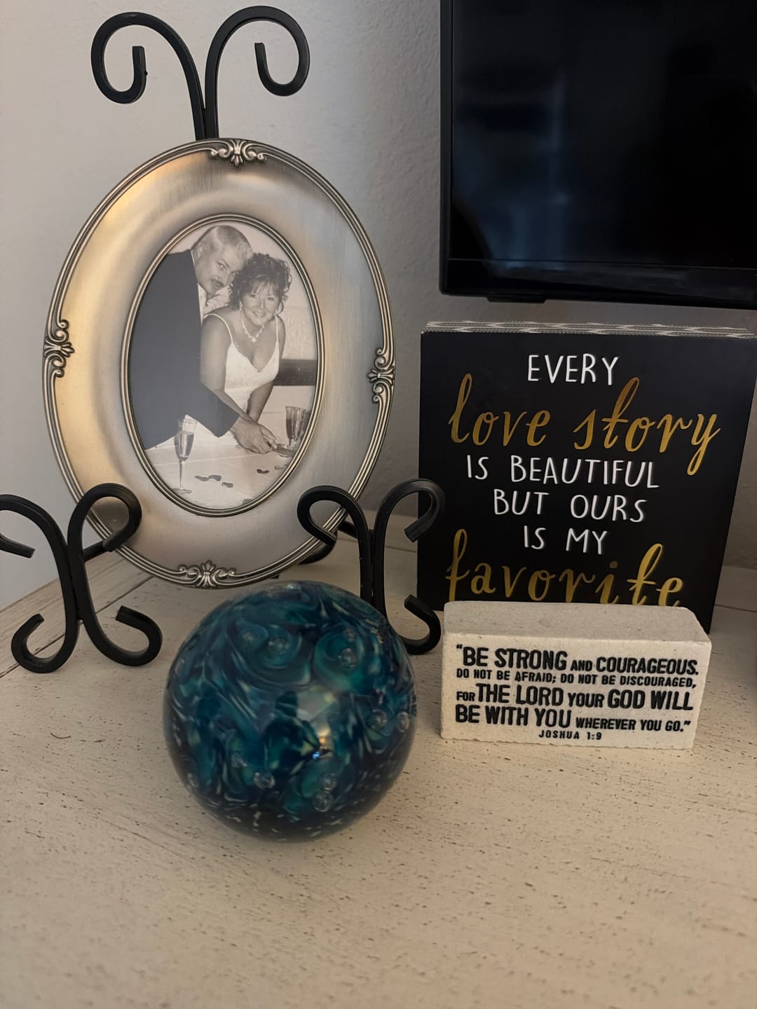 Customer photo review of Dichroic Splash Orbs