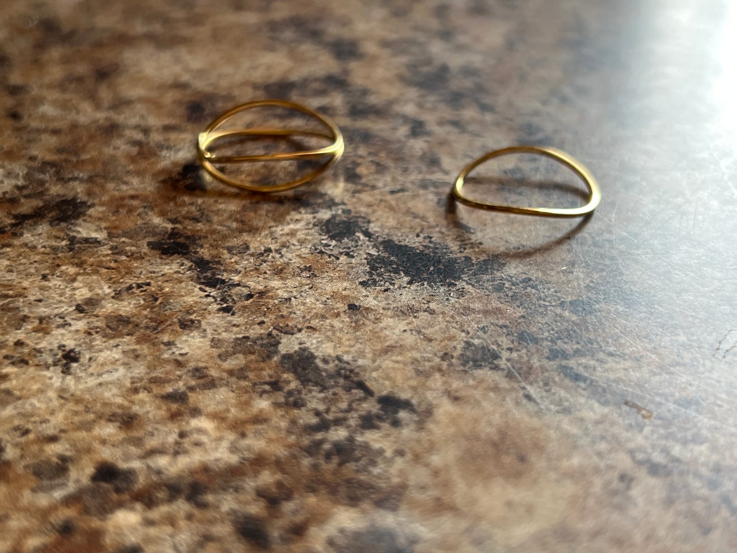 Customer photo review of Gold Infinity Loop Ring