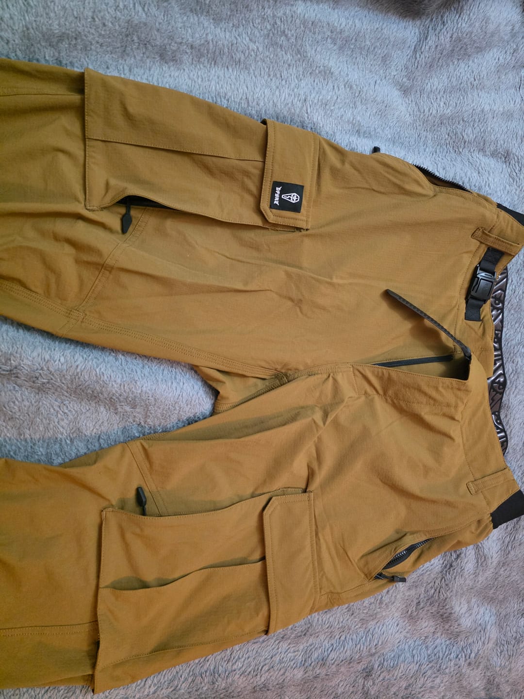 Customer photo review of Highroller | Cargo Trouser | Shovel Rust