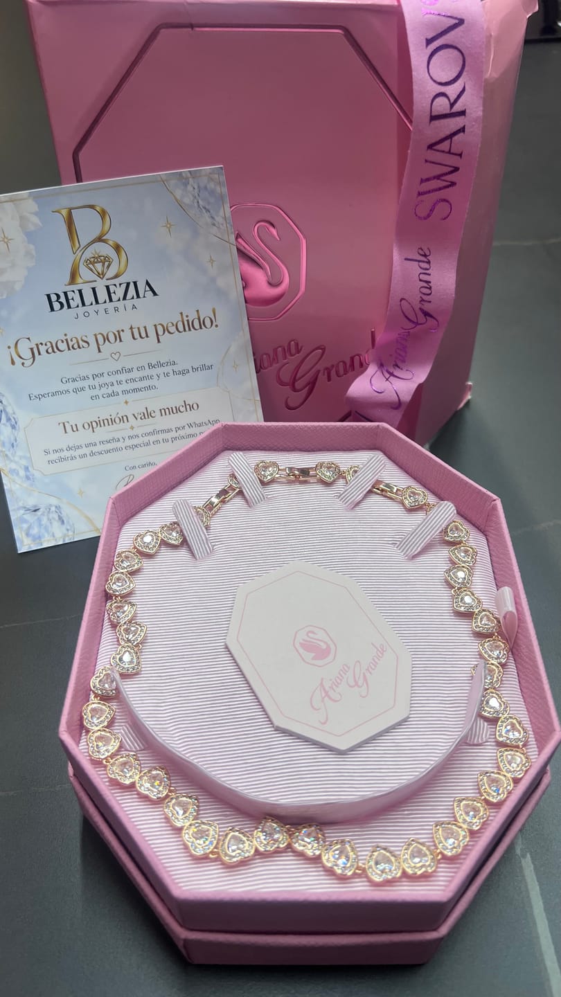 Customer photo review of Collar Tennis Corazones - 3 Tonos Disponibles - Ariana Grande | Swarovski