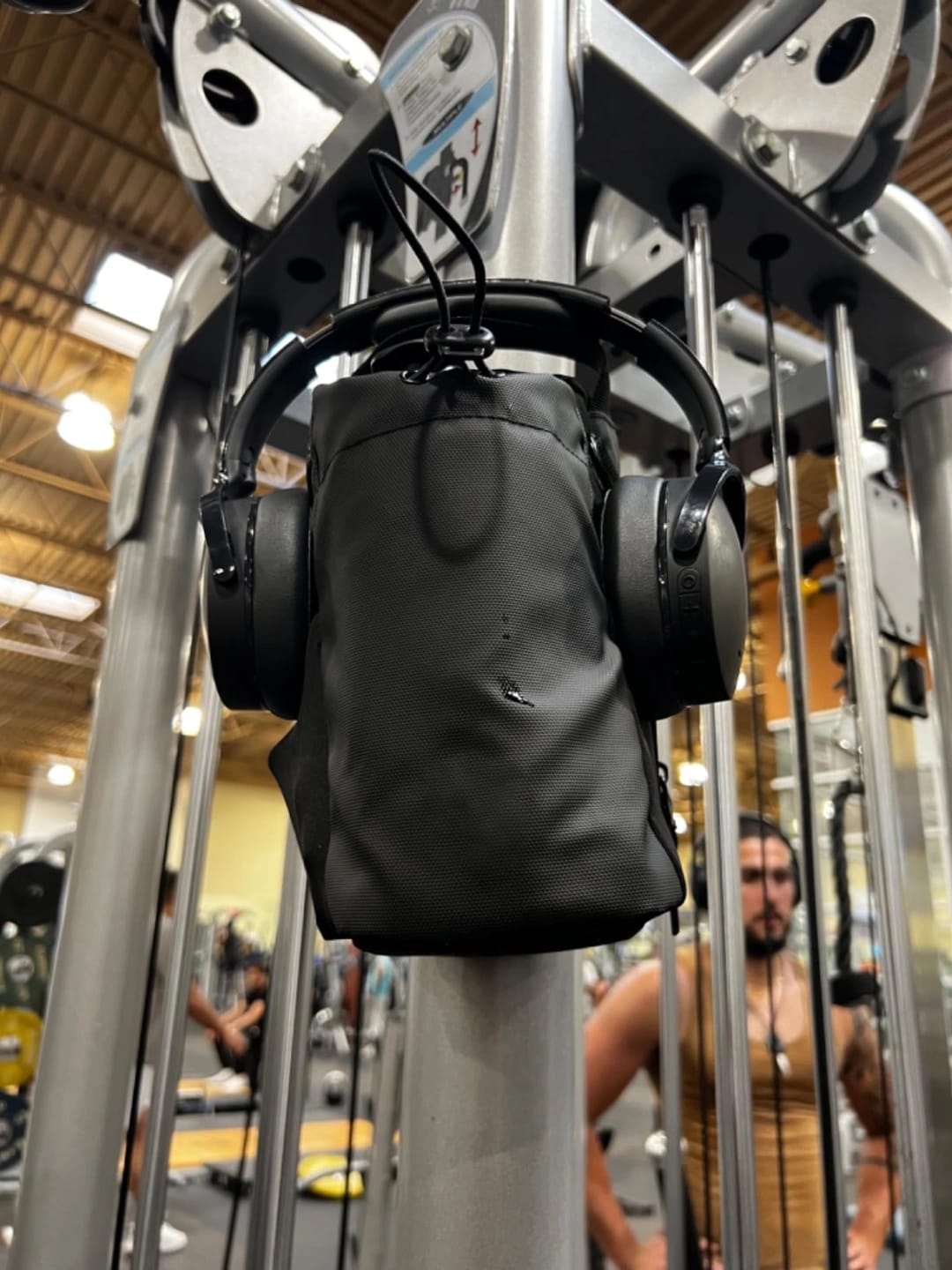 Customer photo review of Magnetic Gym Bag