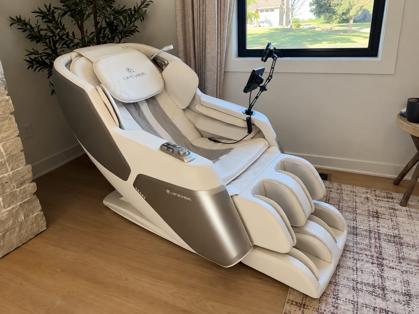 Customer photo review of VAT Chair Prime® – White