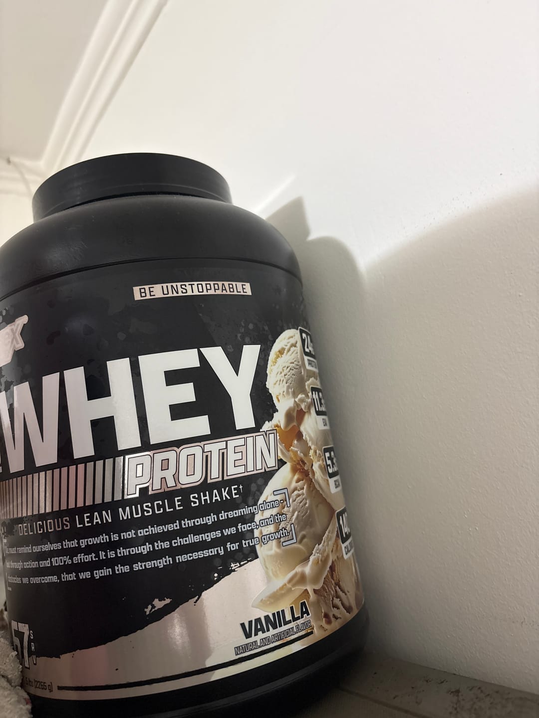 Customer photo review of 100% Whey Protein 5 lbs - Nutrex Original