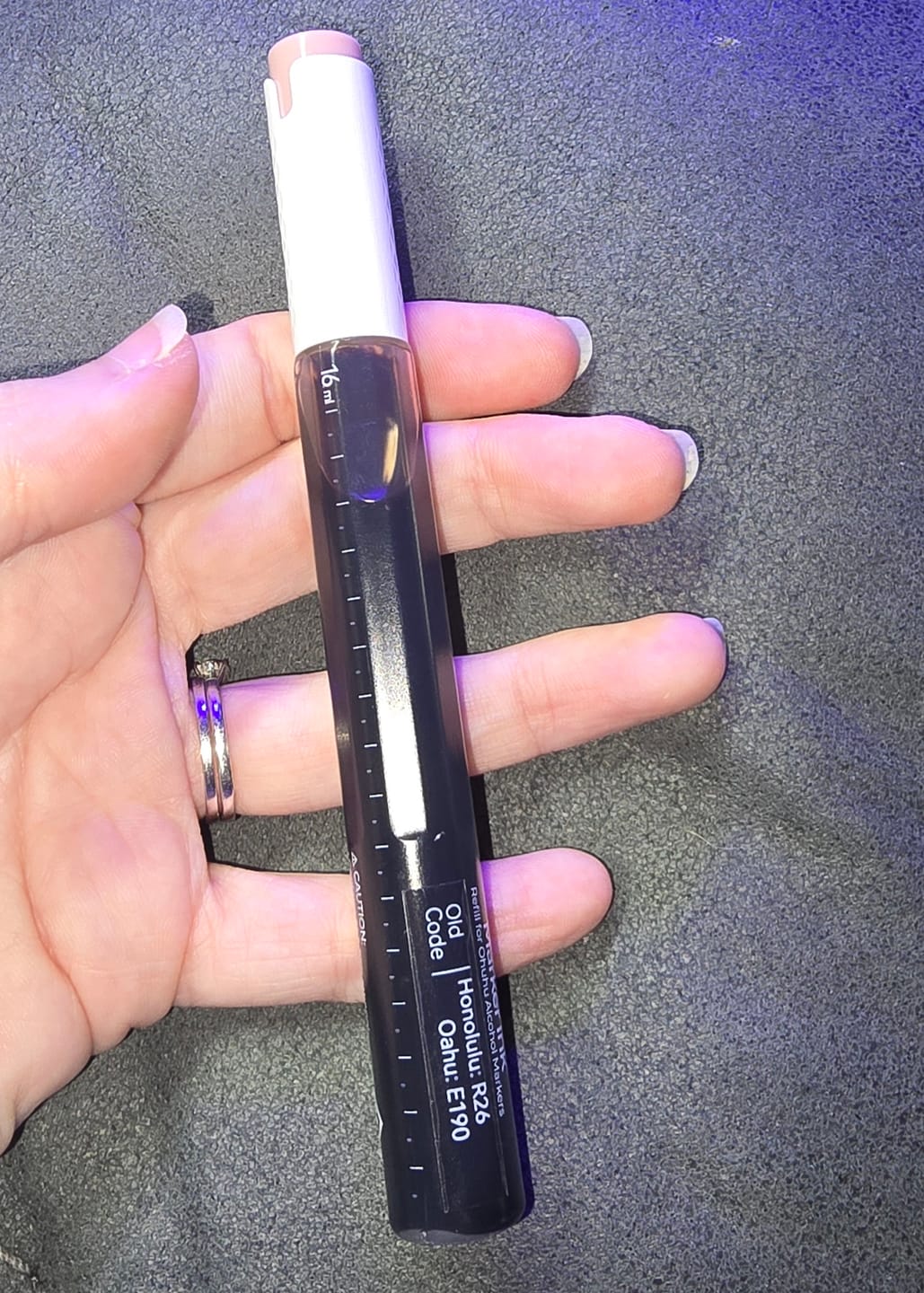 Customer photo review of Ohuhu Marker Ink E75 / R26 / E190 Refill for Alcohol marker