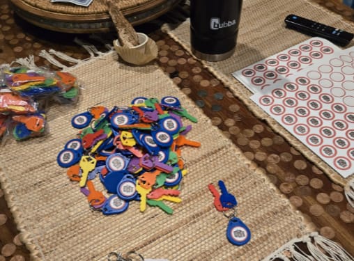 Customer photo review of Plastic Birdie Keys - 24 Pack