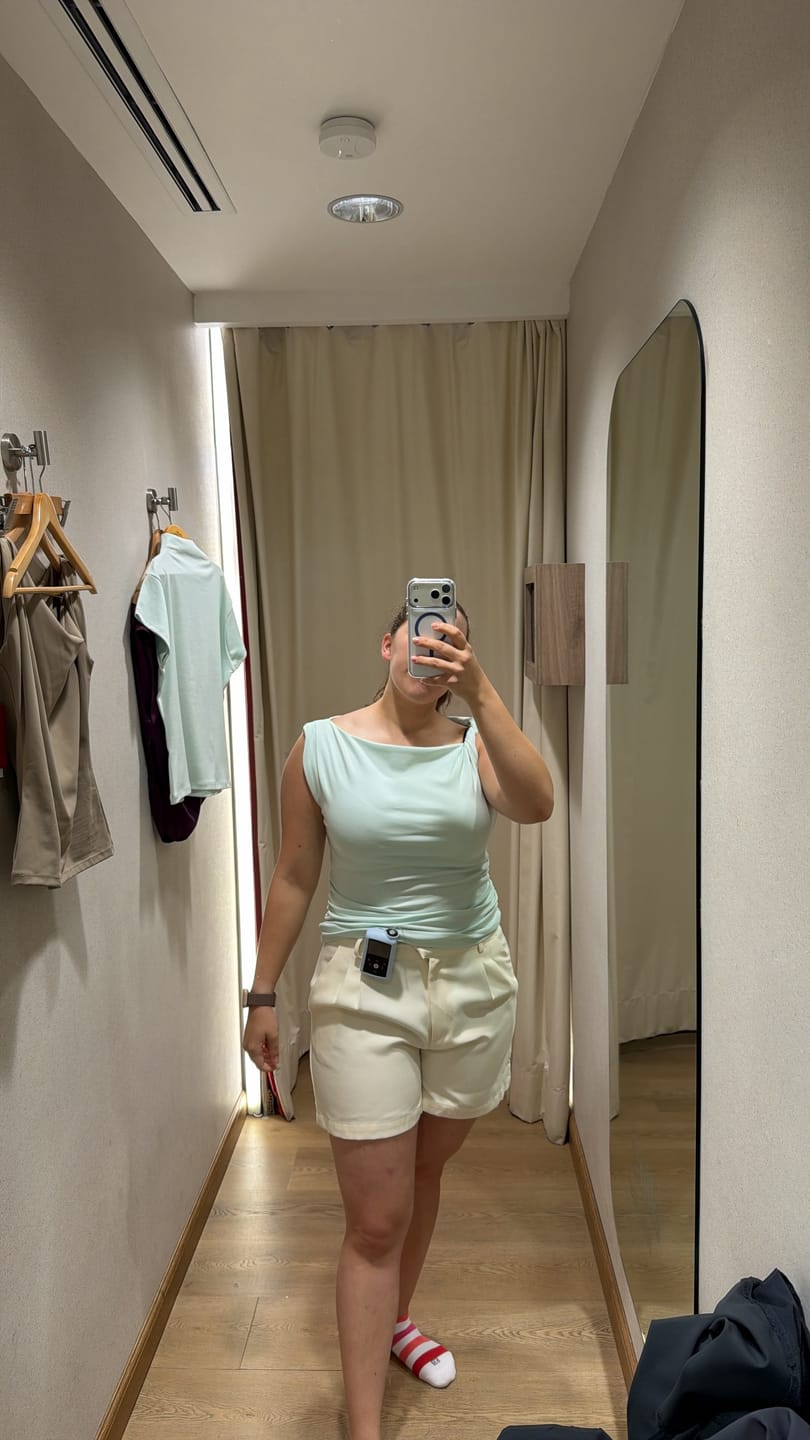 Customer photo review of Top de un Hombro Twist Cotton Loungewear